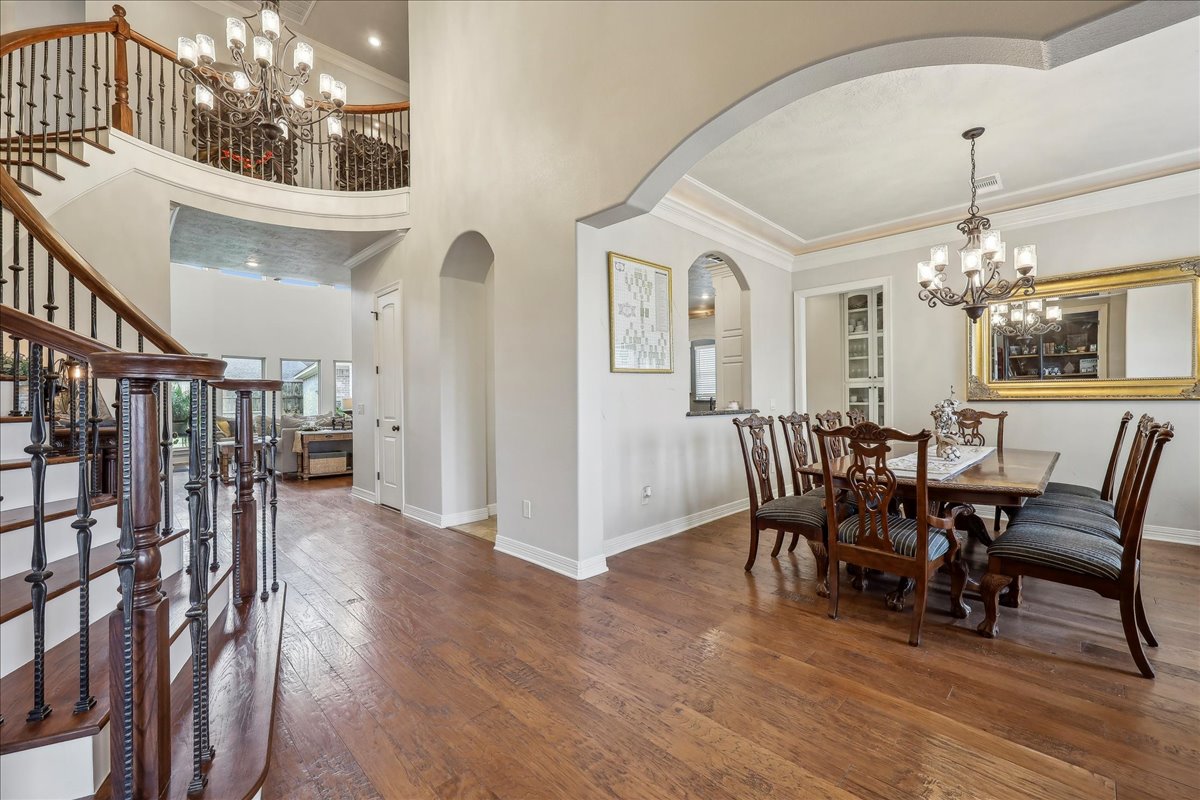 Lumberton, Texas, 77657, United States, 5 Bedrooms Bedrooms, ,4 BathroomsBathrooms,Residential,For Sale,1941970