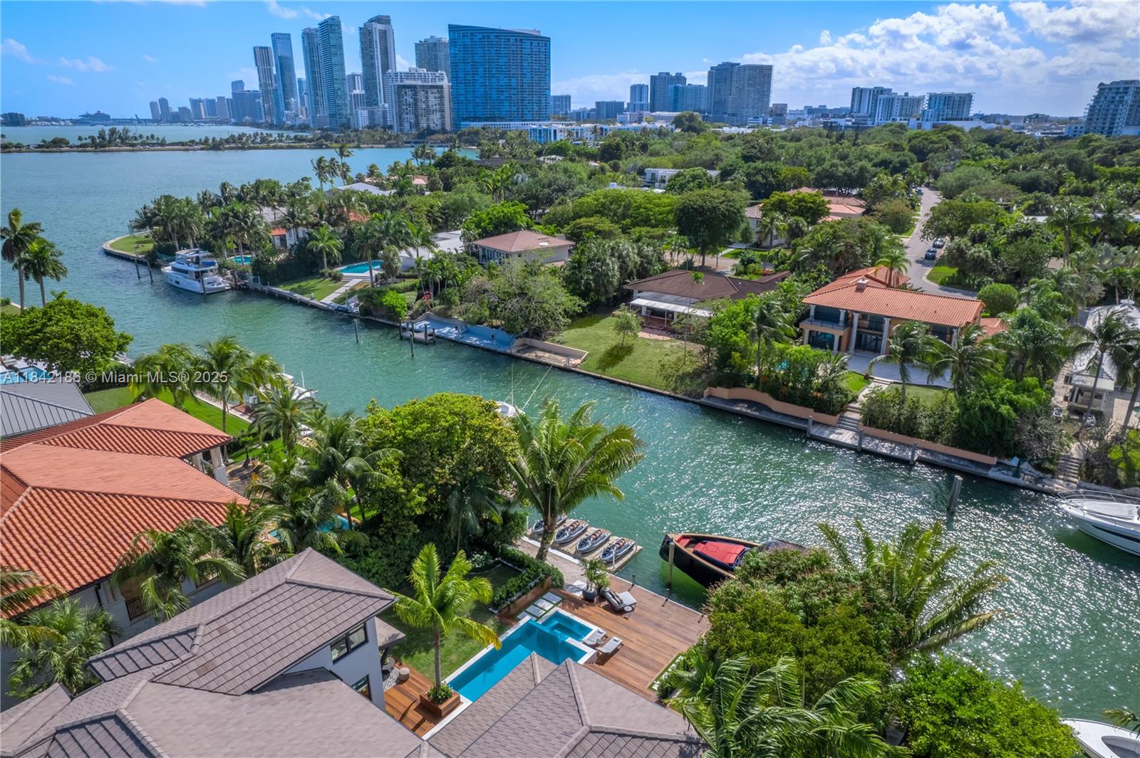 Miami, Florida, 33137, United States, 6 Bedrooms Bedrooms, ,7 BathroomsBathrooms,Residential,For Sale,1903270