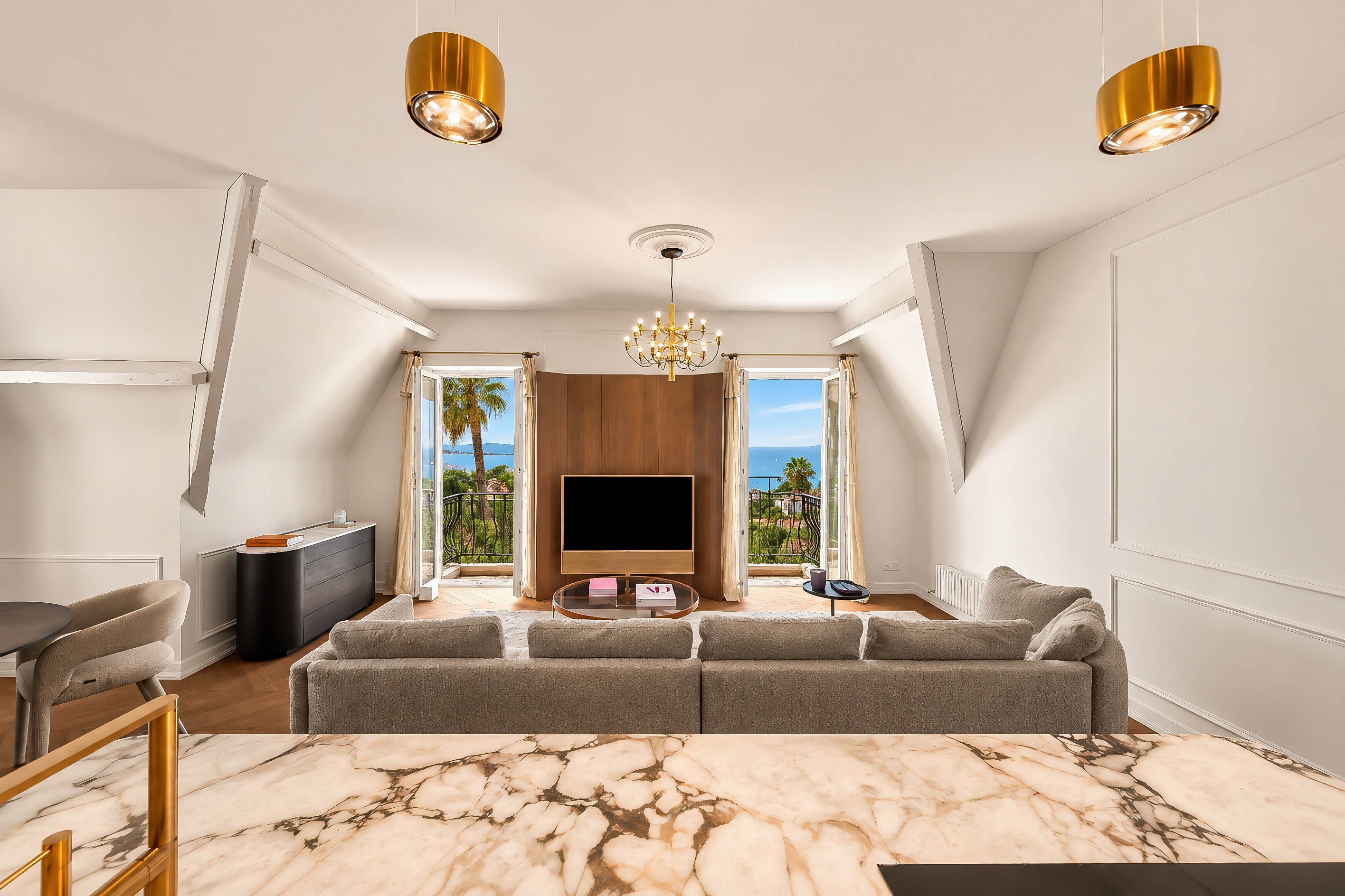  CO EXCLUSIVE CANNES CALIFORNIE Elegant 2 Bedroom Apartment  in a Belle Epoque B… - 物件實景