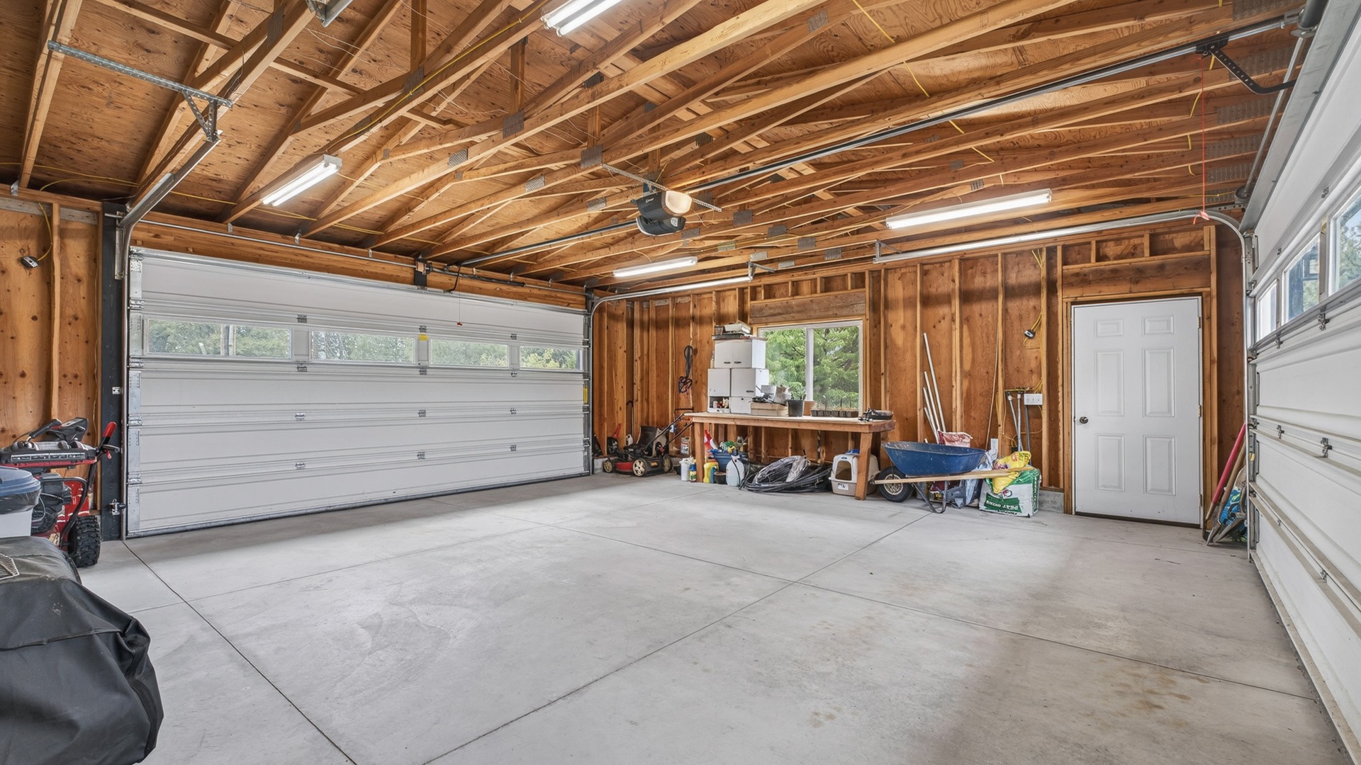 Bonners Ferry, Idaho, 83805, United States, 4 Bedrooms Bedrooms, ,4 BathroomsBathrooms,Residential,For Sale,1980199