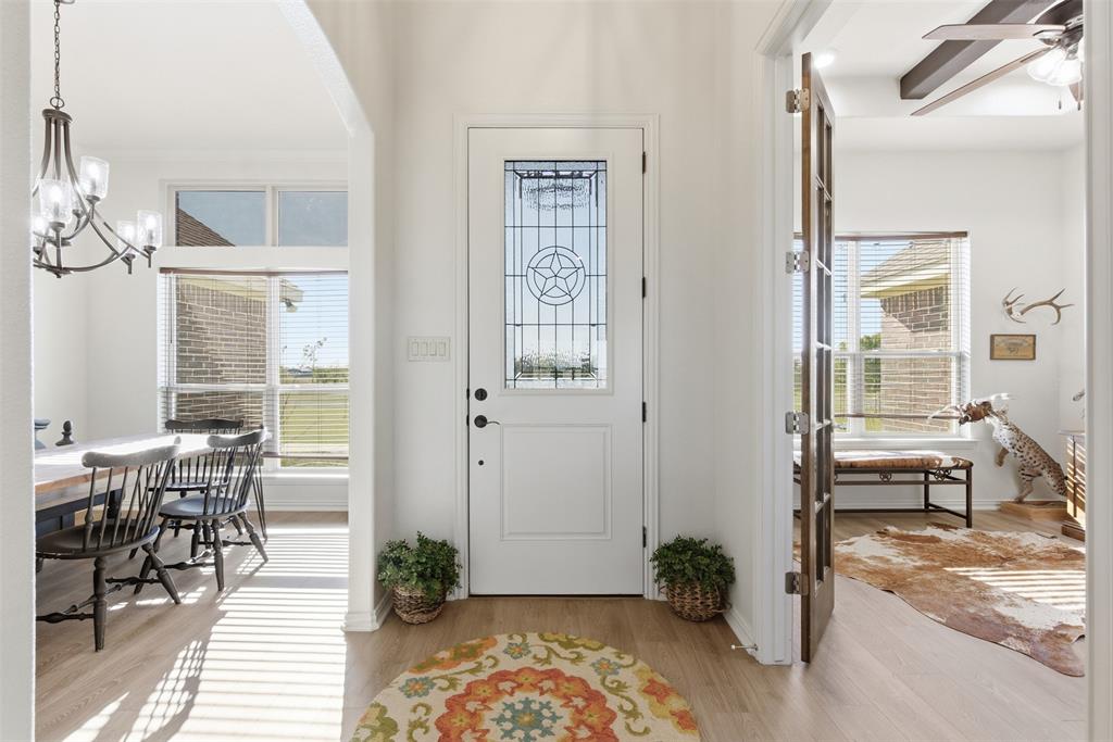 Grandview, Texas, 76050, United States, 4 Bedrooms Bedrooms, ,3 BathroomsBathrooms,Residential,For Sale,1991534