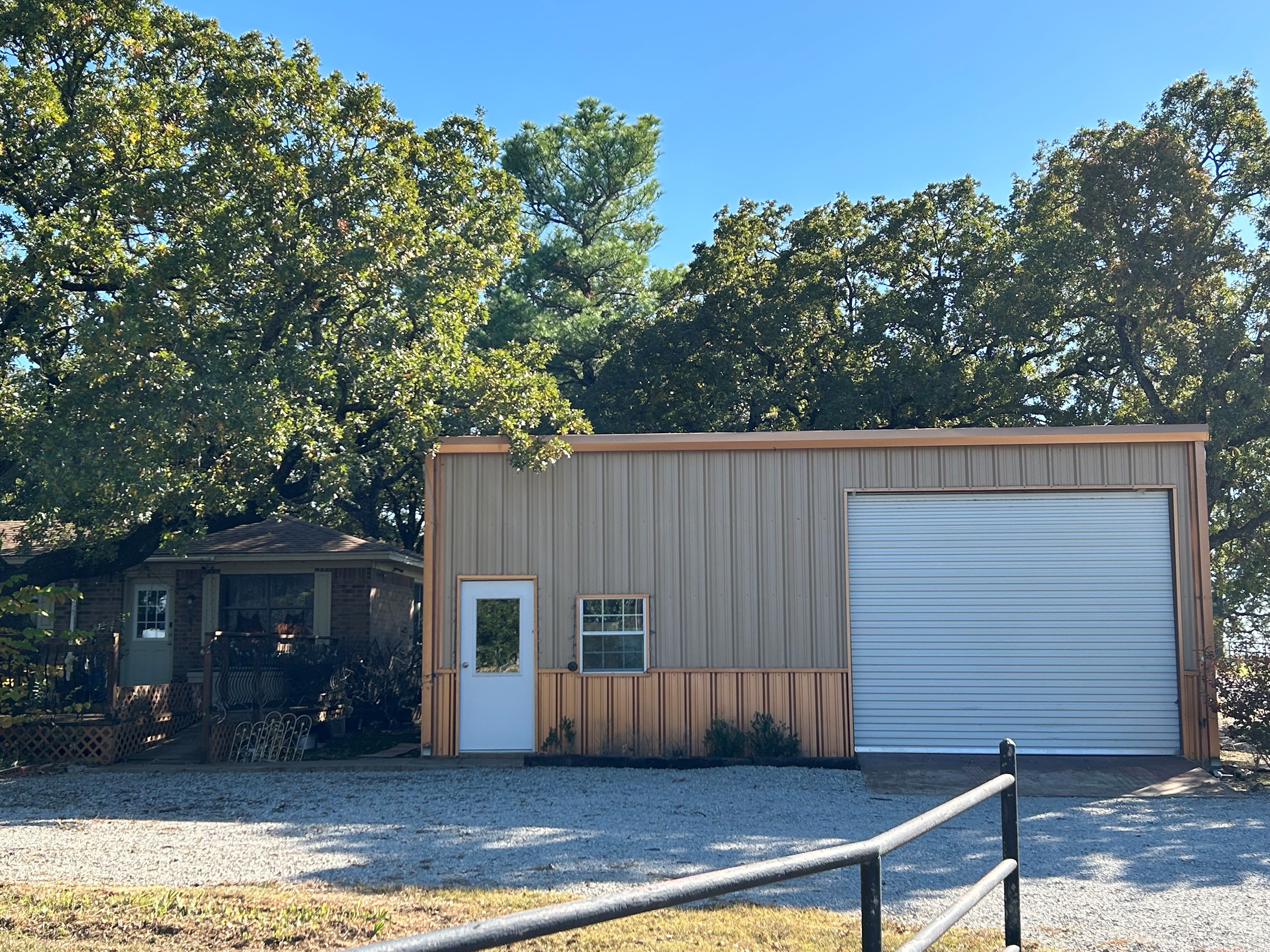 Bridgeport, Texas, 76426, United States, 3 Bedrooms Bedrooms, ,2 BathroomsBathrooms,Residential,For Sale,1992368