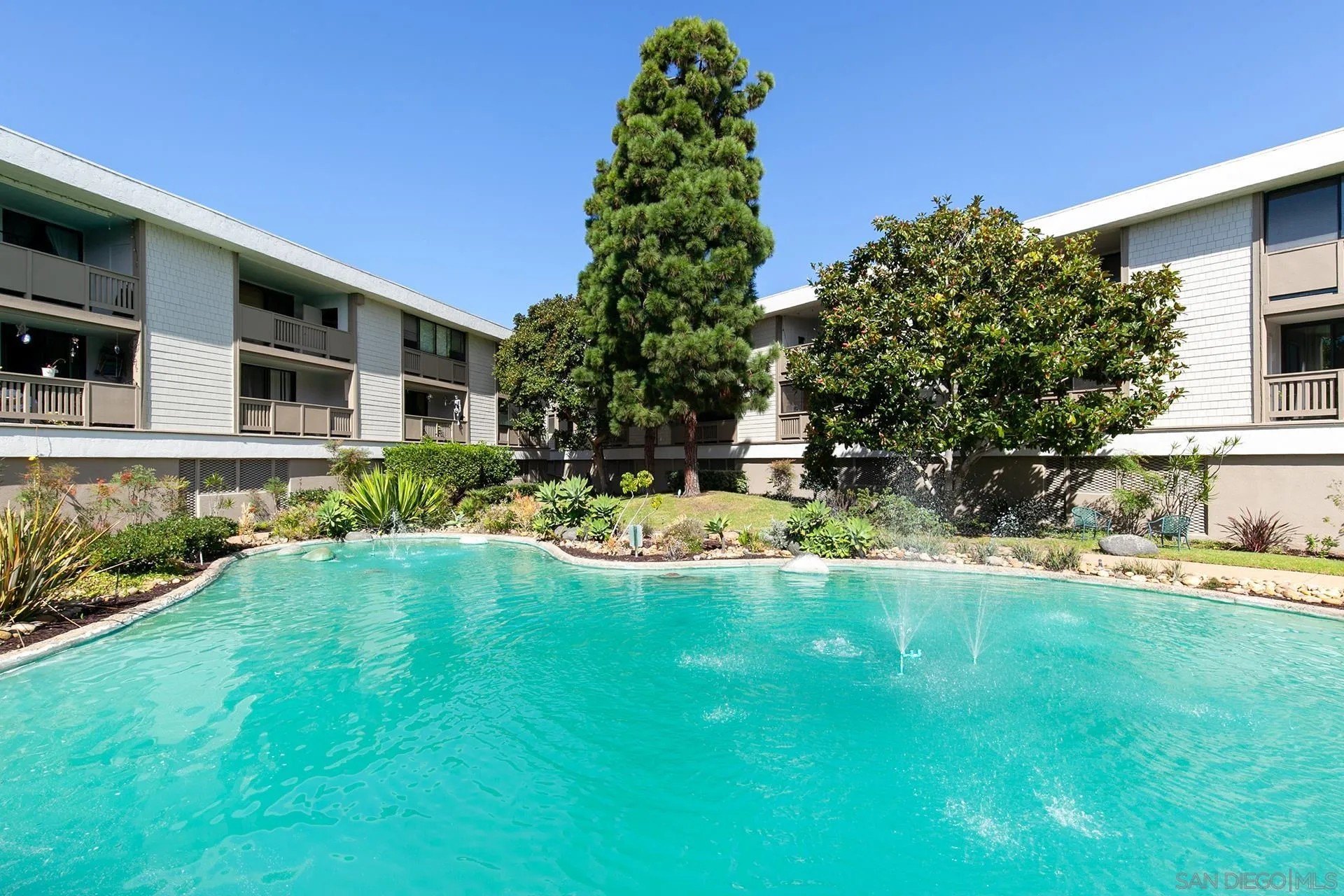 San Diego, California, 92110, United States, 1 Bedroom Bedrooms, ,1 BathroomBathrooms,Residential,For Sale,1970133