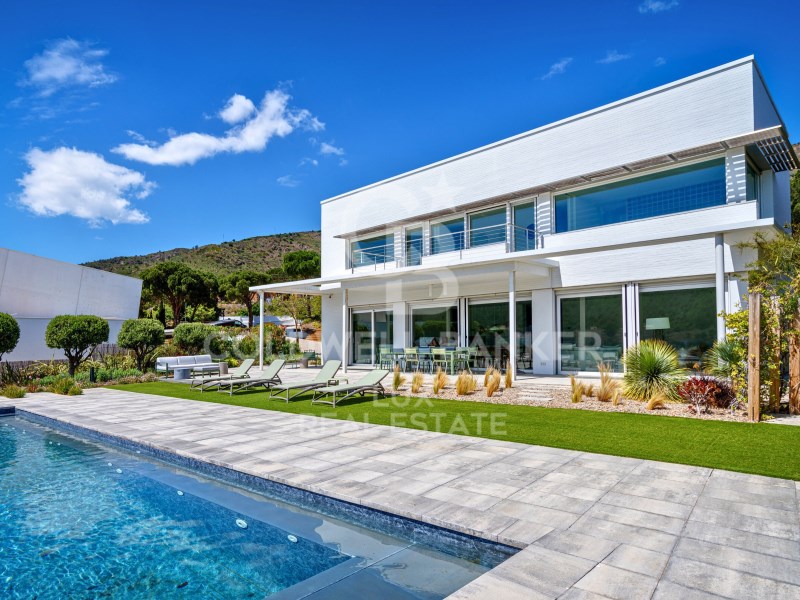 Girona, Colera, Colera Girona, Colera, Colera Giro, Colera, Catalonia, ES, 5 Bedrooms Bedrooms, ,4 BathroomsBathrooms,Residential,For Sale,Girona, Colera, Colera Girona, Colera, Colera Giro,1615744