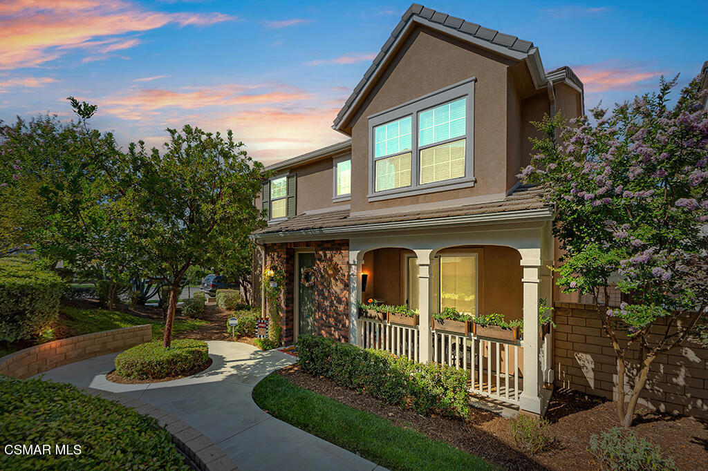 Valencia, California, 91354, United States, 4 Bedrooms Bedrooms, ,3 BathroomsBathrooms,Residential,For Sale,1914107
