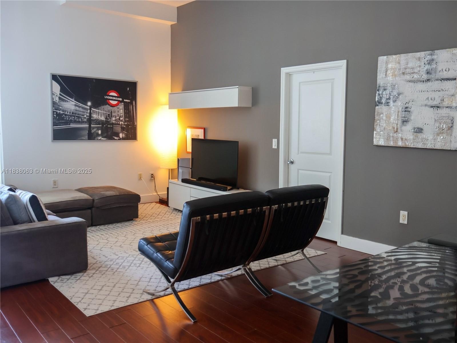 Miami, Florida, 33130, United States, 2 Bedrooms Bedrooms, ,2 BathroomsBathrooms,Residential,For Sale,1936974