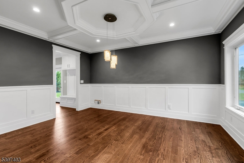 Bernards Twp., New Jersey, 07920, United States, 6 Bedrooms Bedrooms, ,5 BathroomsBathrooms,Residential,For Sale,2001685