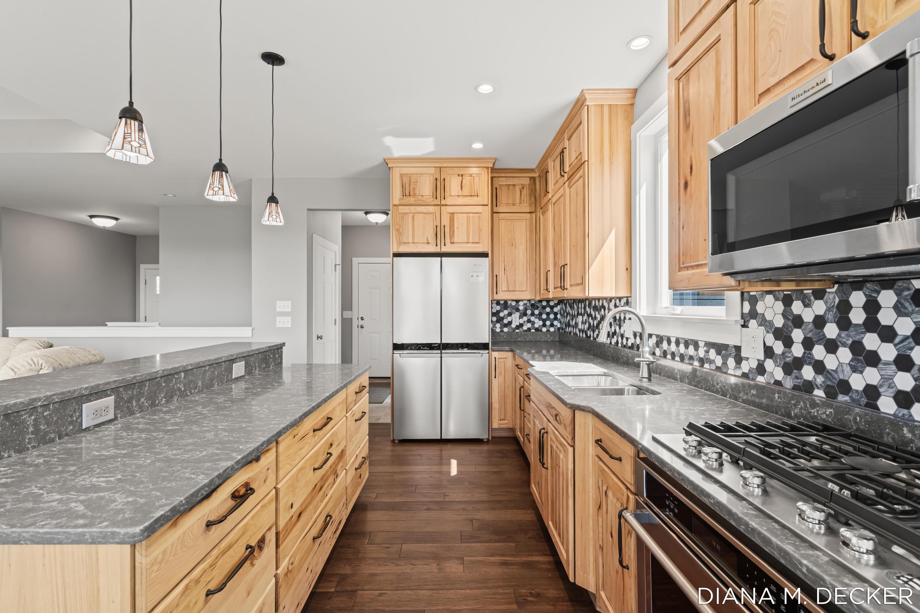 Bloomingdale, Michigan, 49026, United States, 2 Bedrooms Bedrooms, ,3 BathroomsBathrooms,Residential,For Sale,2049040