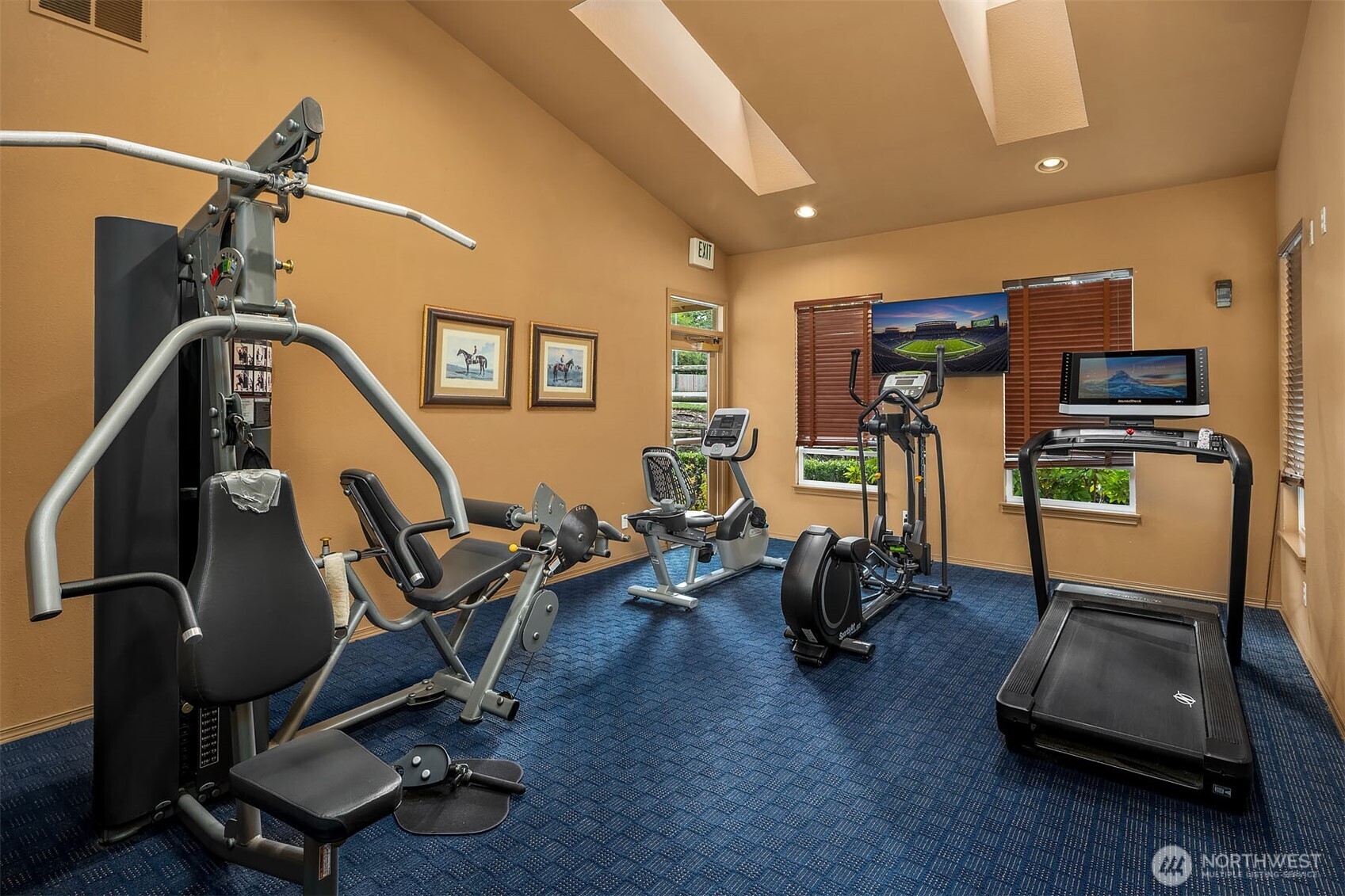 Sammamish, Washington, 98075, United States, 2 Bedrooms Bedrooms, ,2 BathroomsBathrooms,Residential,For Sale,1997338