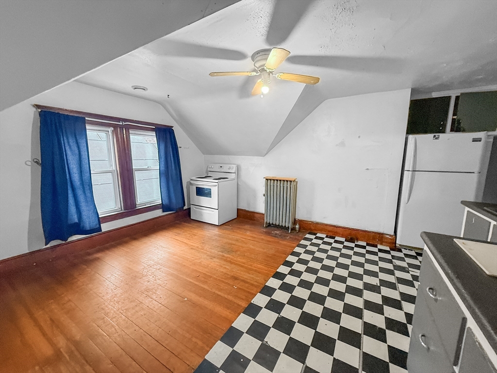 Lawrence, Massachusetts, 01841, United States, 8 Bedrooms Bedrooms, ,3 BathroomsBathrooms,Residential,For Sale,1992147