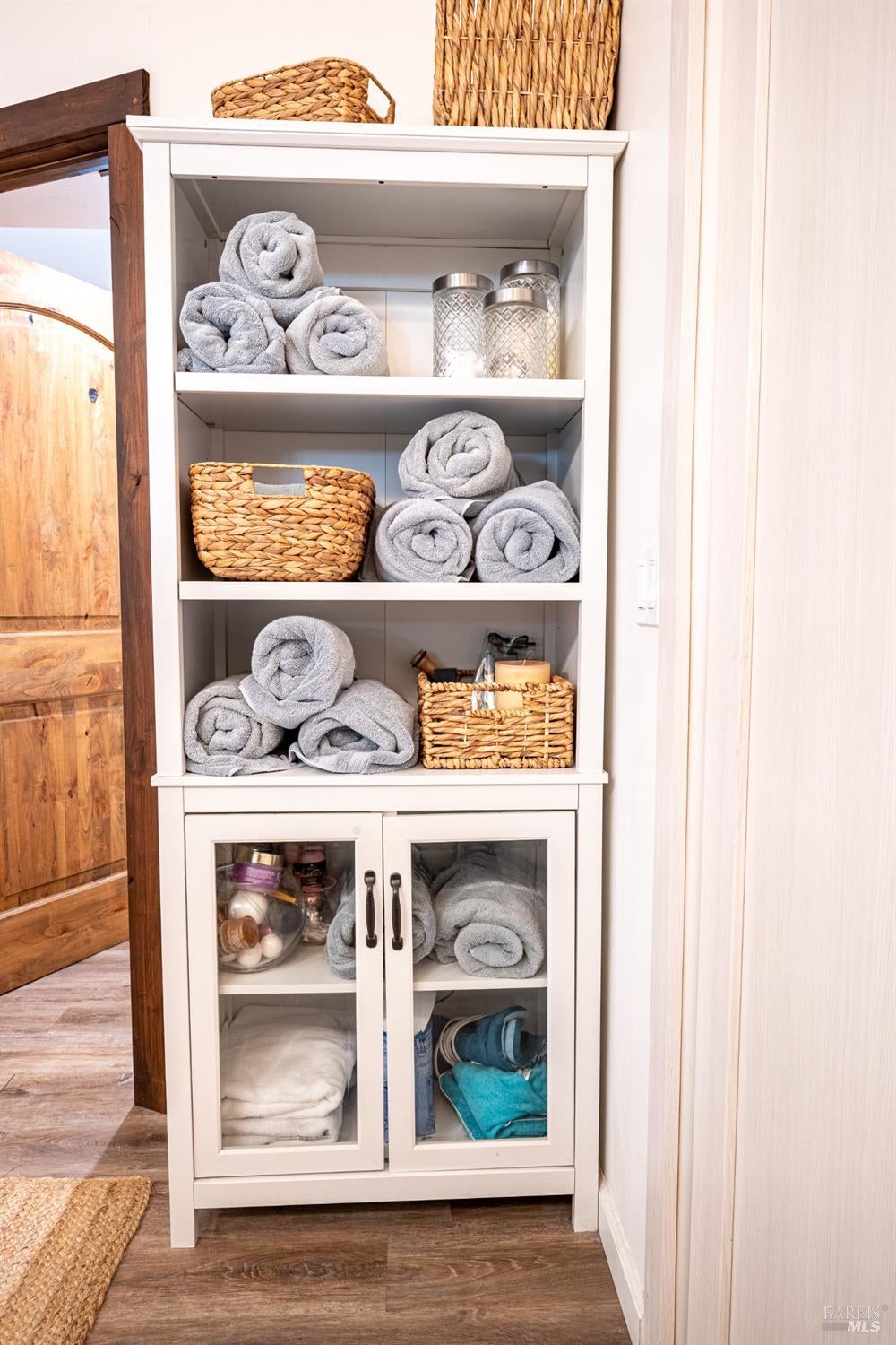 Ukiah, California, 95482, United States, 3 Bedrooms Bedrooms, ,4 BathroomsBathrooms,Residential,For Sale,2000121