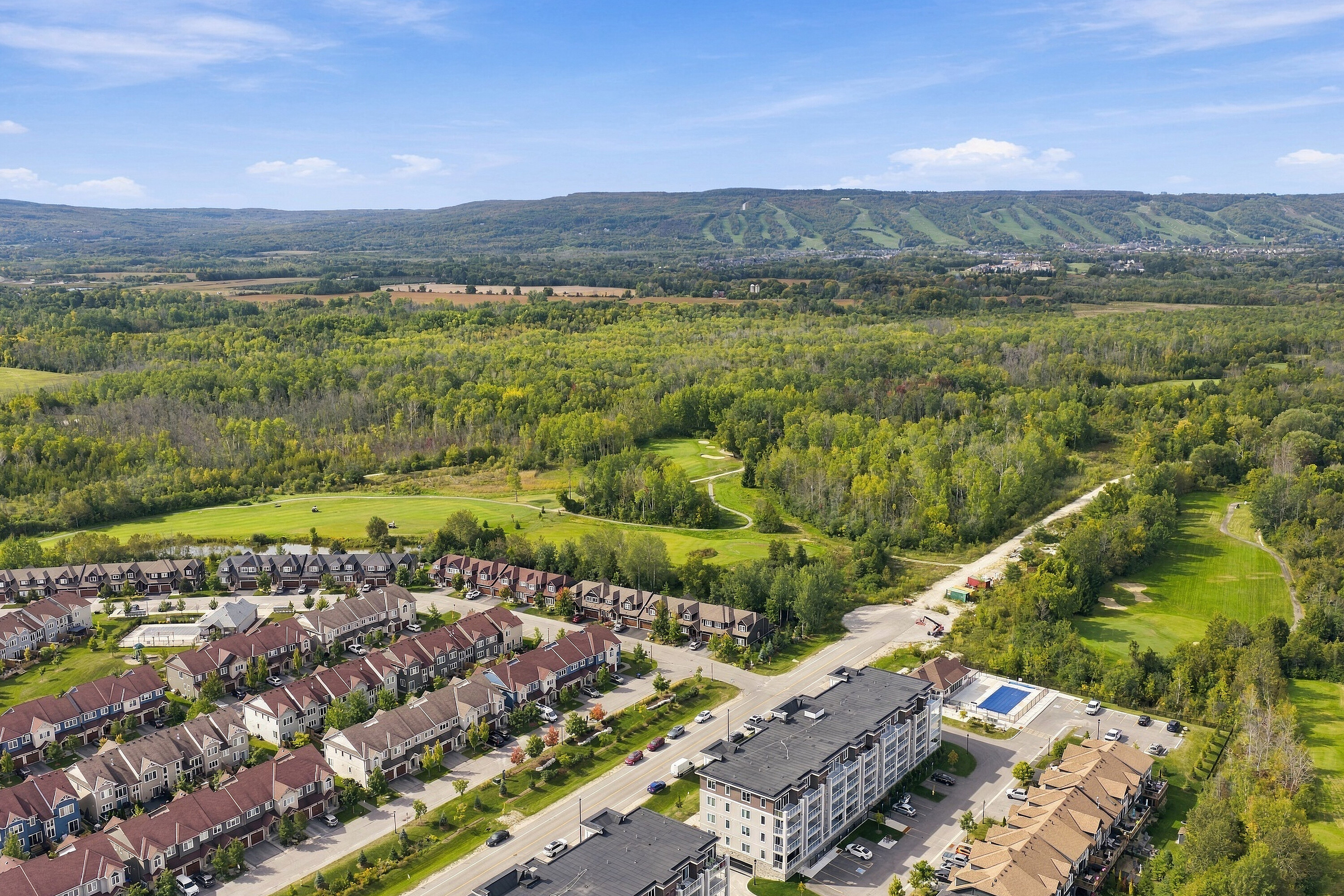  Charming Collingwood Condo - 物件實景