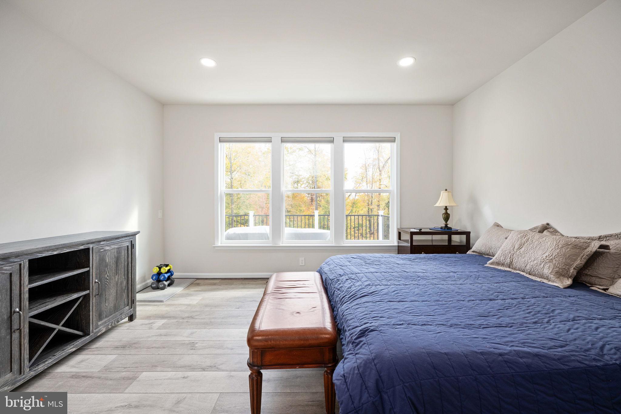 Fredericksburg, Virginia, 22406, United States, 2 Bedrooms Bedrooms, ,3 BathroomsBathrooms,Residential,For Sale,1978338