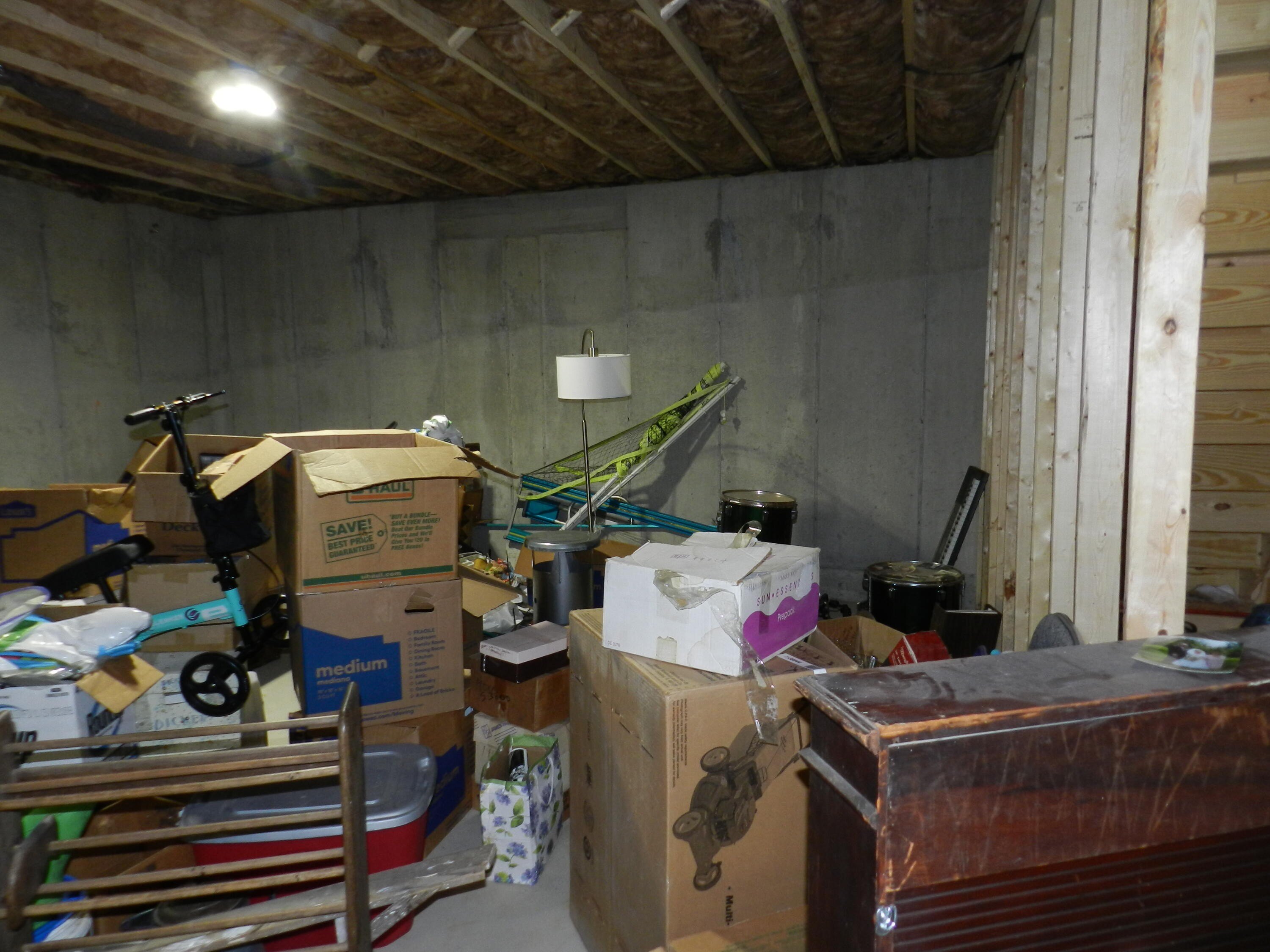 Kunkletown, Pennsylvania, 18058, United States, 3 Bedrooms Bedrooms, ,2 BathroomsBathrooms,Residential,For Sale,1896386