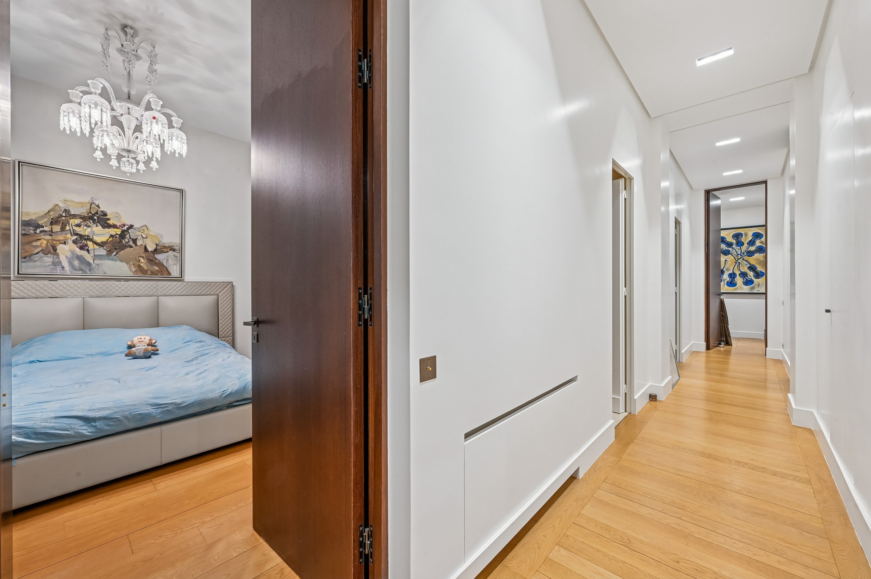  Avenue Foch — Exceptional Duplex Designed by Pierre Yovanovitch with Landscaped… - 物件實景