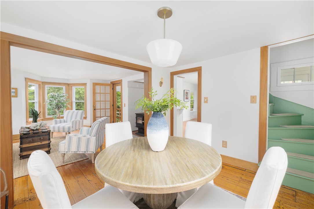 North Kingstown, Rhode Island, 02874, United States, 3 Bedrooms Bedrooms, ,2 BathroomsBathrooms,Residential,For Sale,1895355