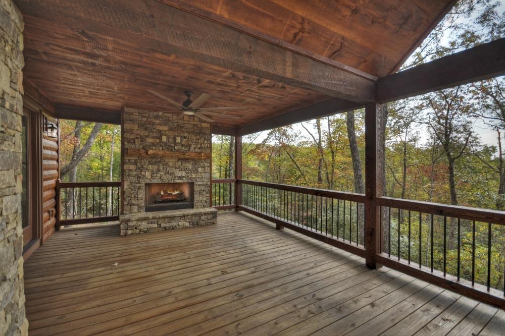Mineral Bluff, Georgia, 30559, United States, 4 Bedrooms Bedrooms, ,3 BathroomsBathrooms,Residential,For Sale,1859066