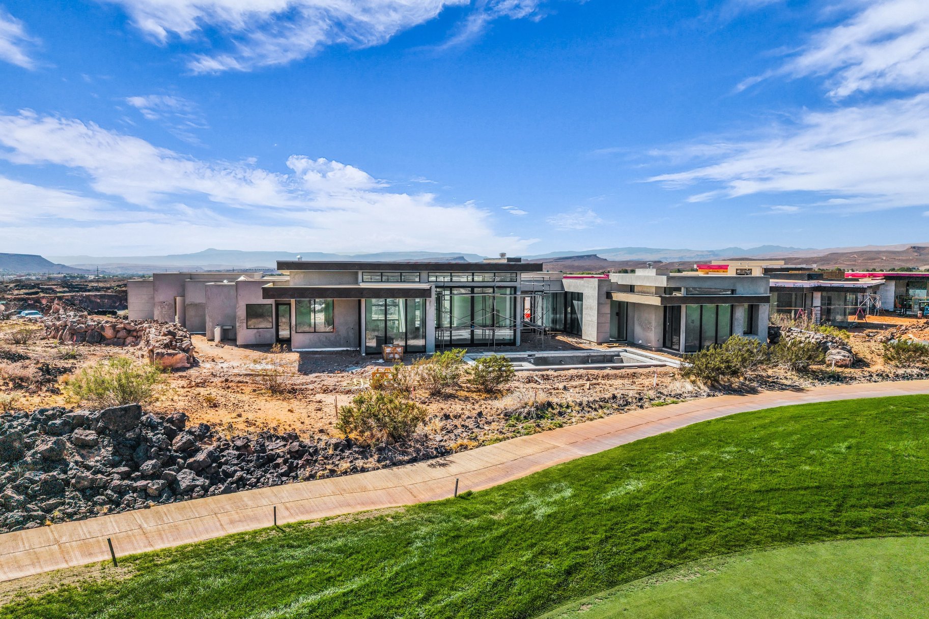  Black Desert Custom Home on Tom Weiskopf Championship Course Hole #7 - 物件實景