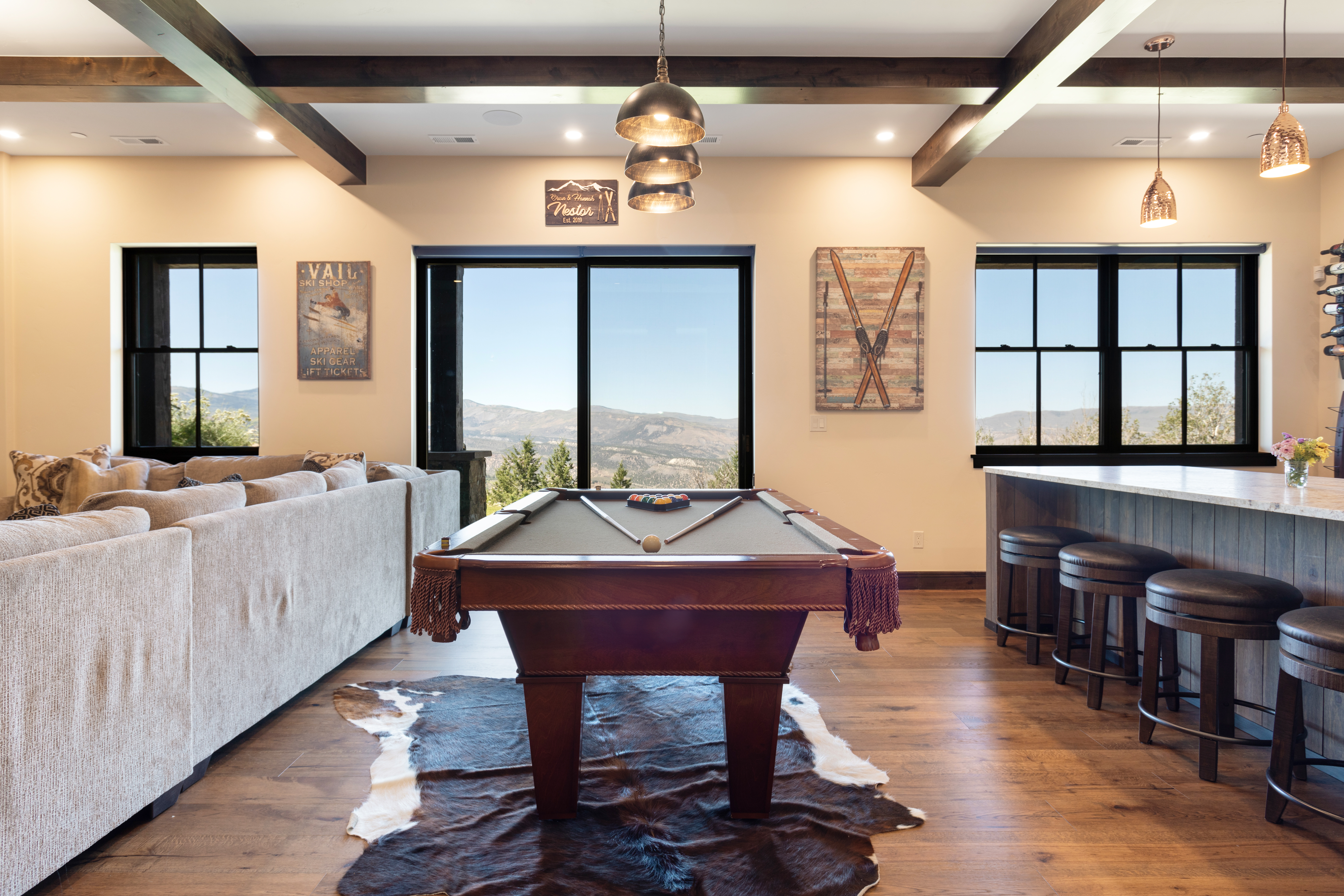  Timeless Mountain Architecture with Refined Craftsmanship - 物件實景