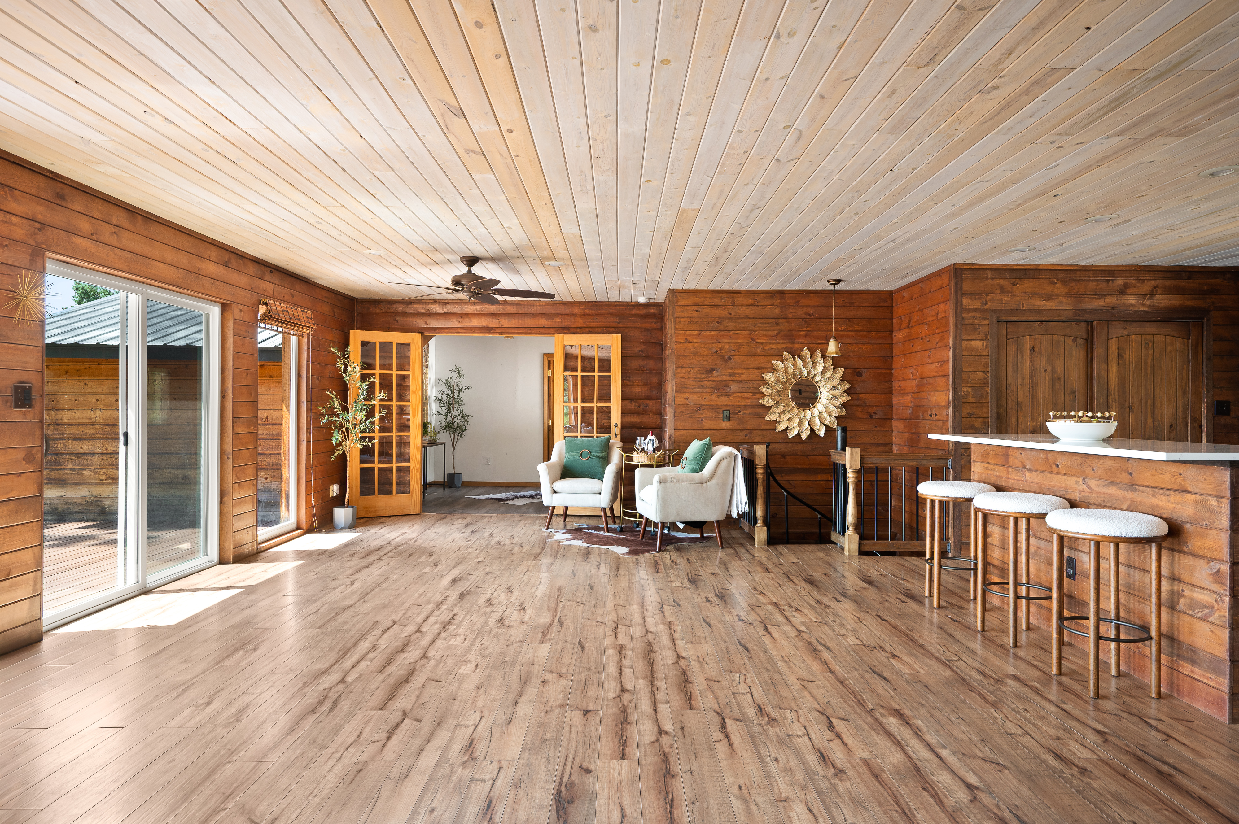  Million Dollar Views on this Beautifully Updated Mountain Retreat on 2.89 Acres - 物件實景