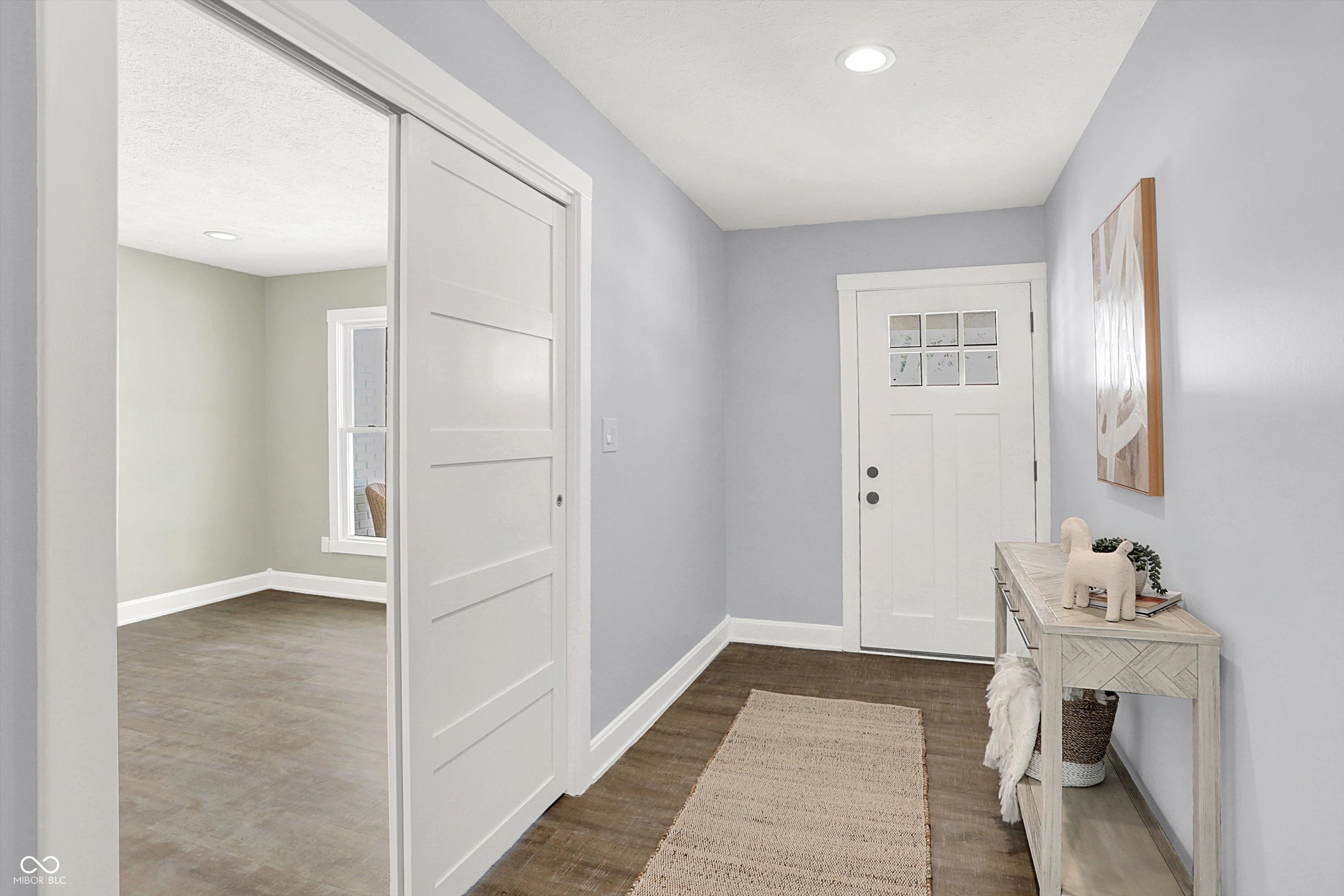 Zionsville, Indiana, 46077, United States, 3 Bedrooms Bedrooms, ,2 BathroomsBathrooms,Residential,For Sale,2001514