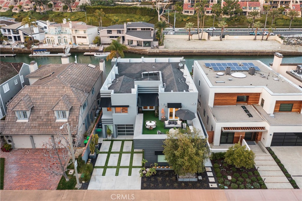 Newport Beach, California, 92660, United States, 4 Bedrooms Bedrooms, ,4 BathroomsBathrooms,Residential,For Sale,1751801