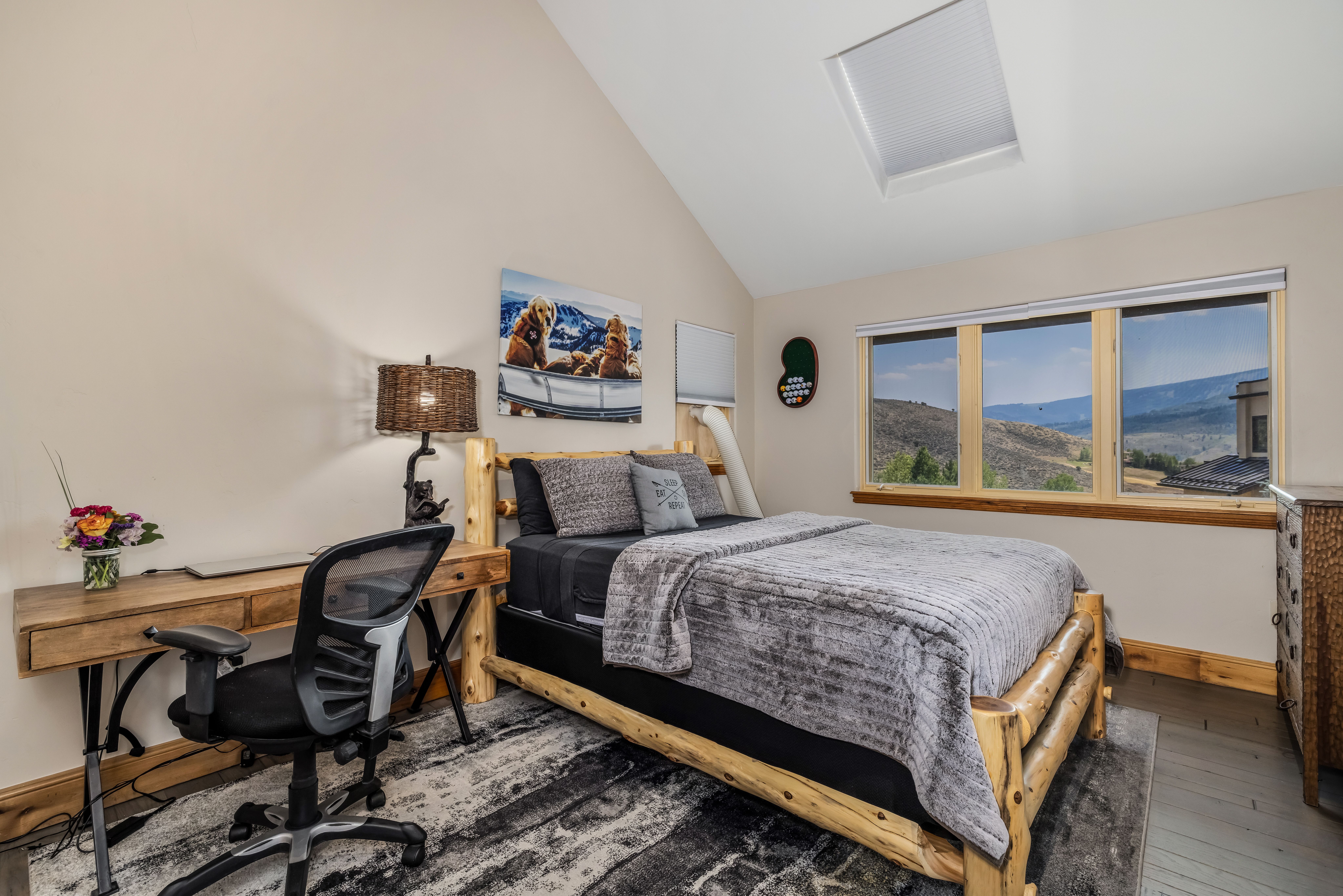  Spacious Five-Bedroom Residence with a Prime Ski-Slope View - 物件實景