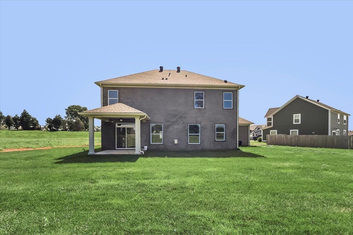 Bowling Green, Kentucky, 42104, United States, 4 Bedrooms Bedrooms, ,3 BathroomsBathrooms,Residential,For Sale,1897325