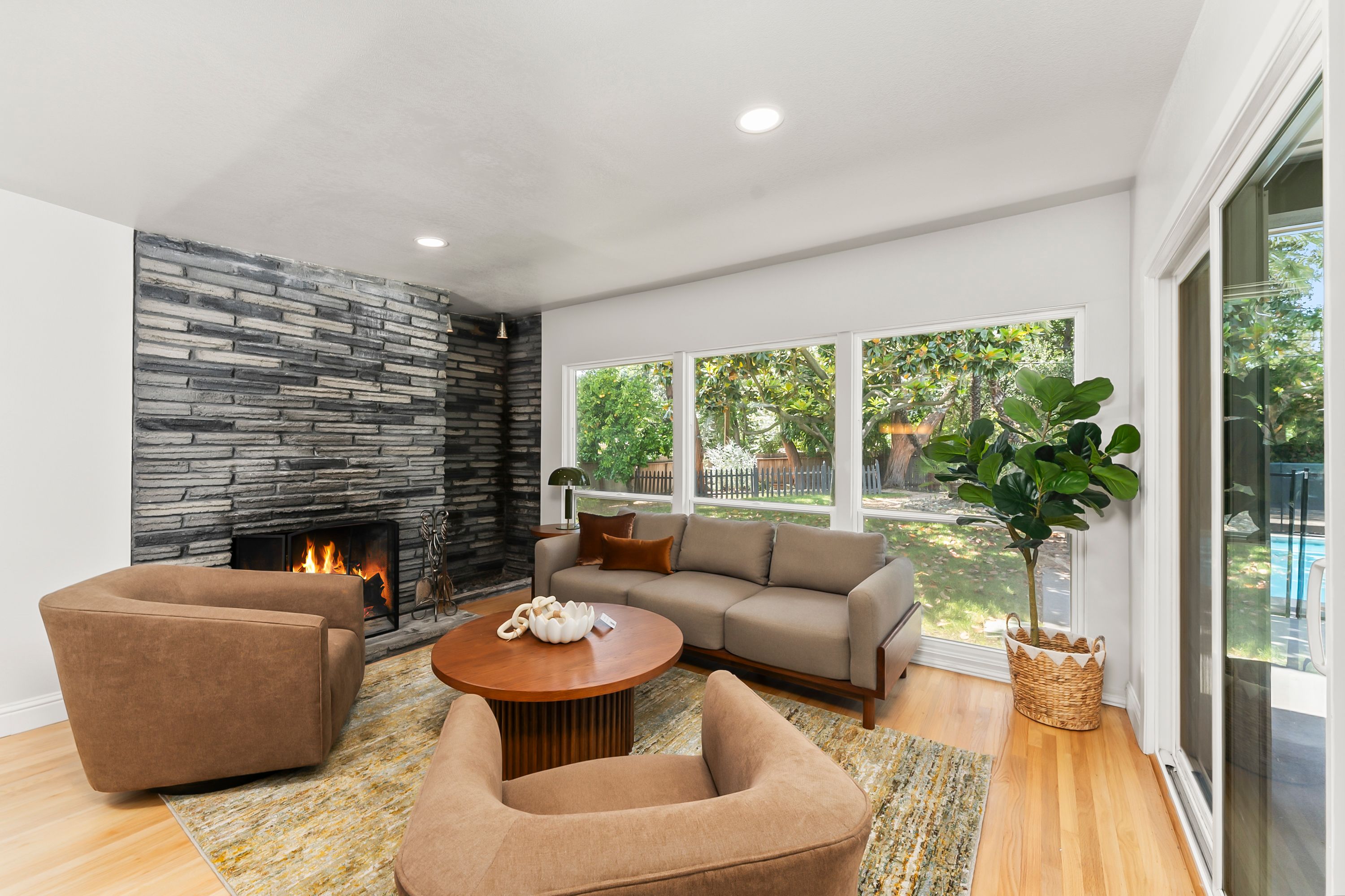  4935 Fair Oaks Boulevard, Carmichael, CA 95608 - 物件實景