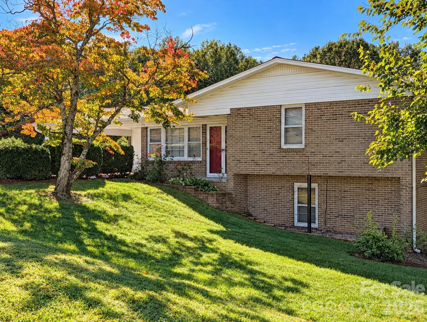 Valley View St, Morganton, NC 28655 #1