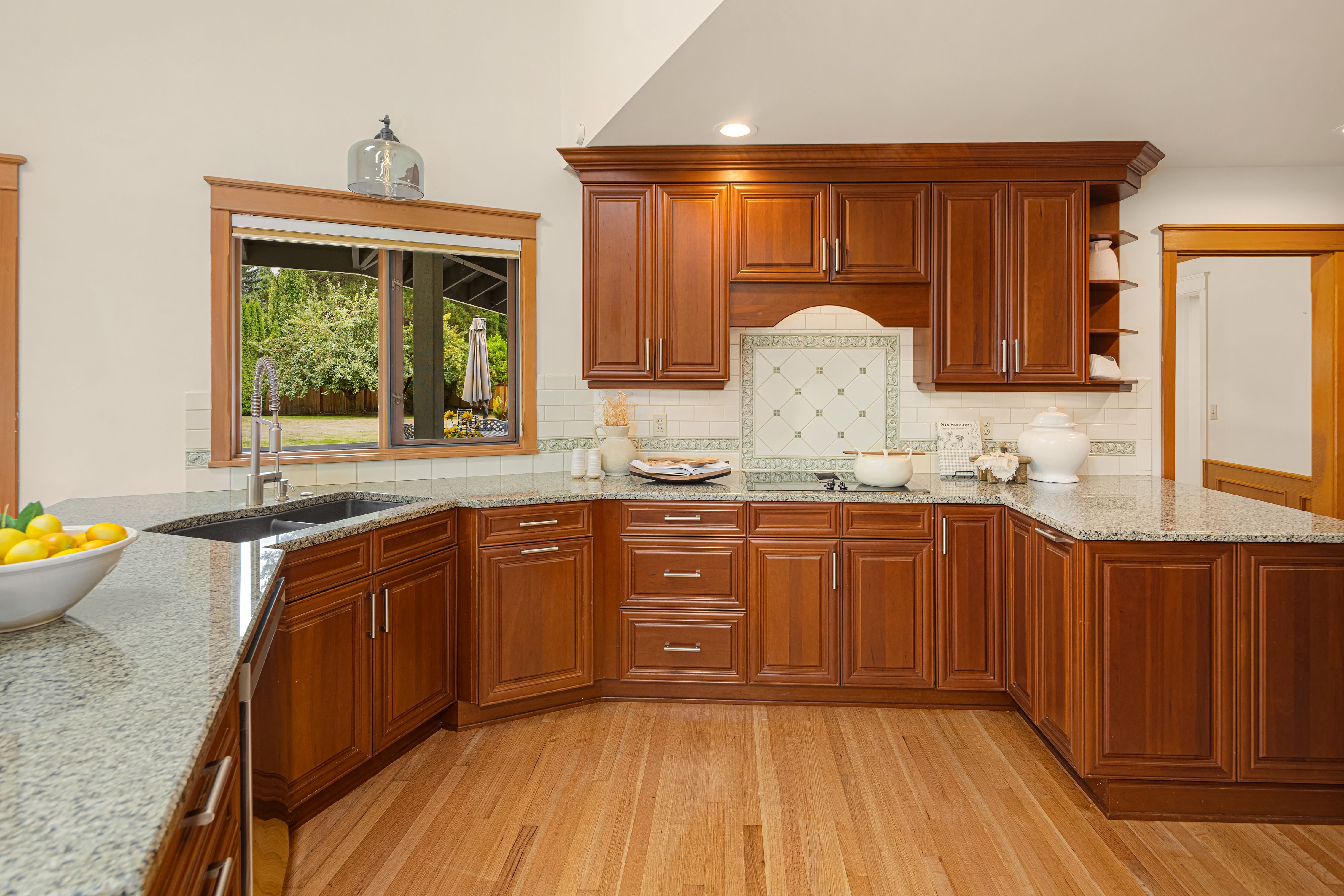  14246 157th Place NE, Woodinville, WA 98072 - 物件實景