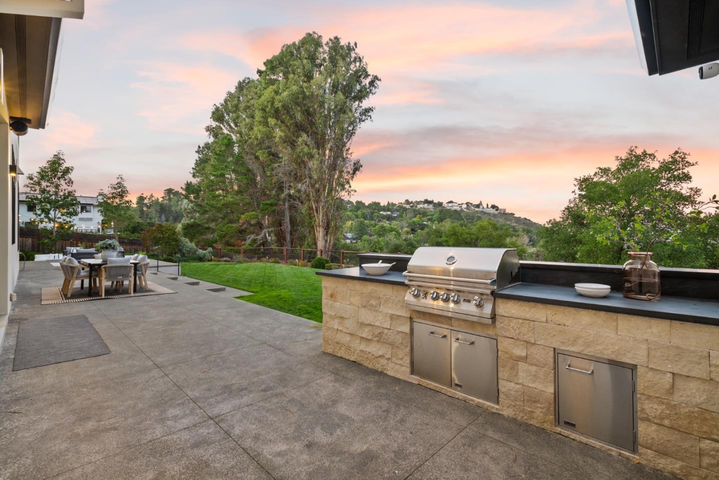 Hillsborough, California, 94010, United States, 5 Bedrooms Bedrooms, ,7 BathroomsBathrooms,Residential,For Sale,1995622