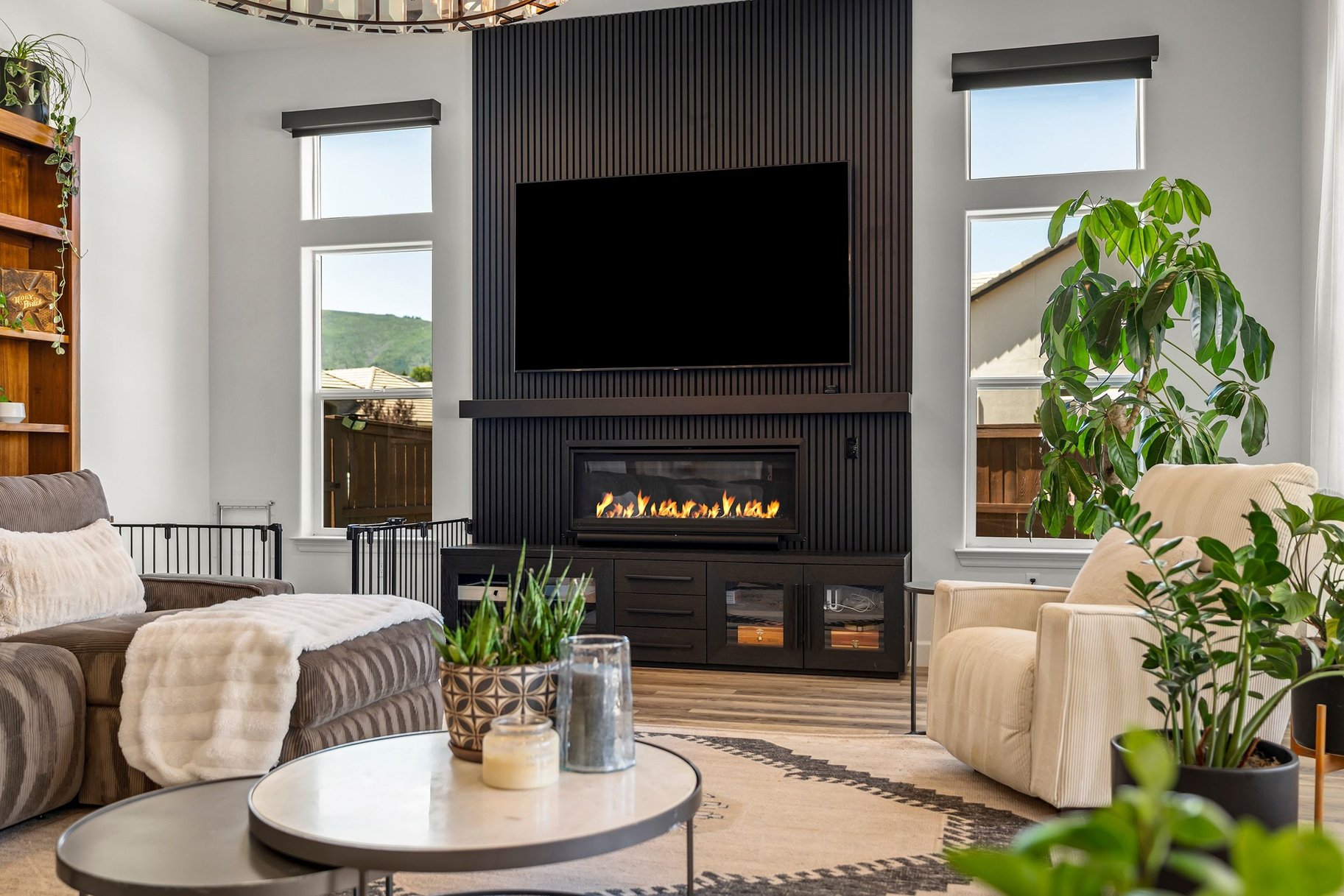  Private Luxury Retreat in Verdi with Custom Designer Finishes & Peavine Views - 物件實景