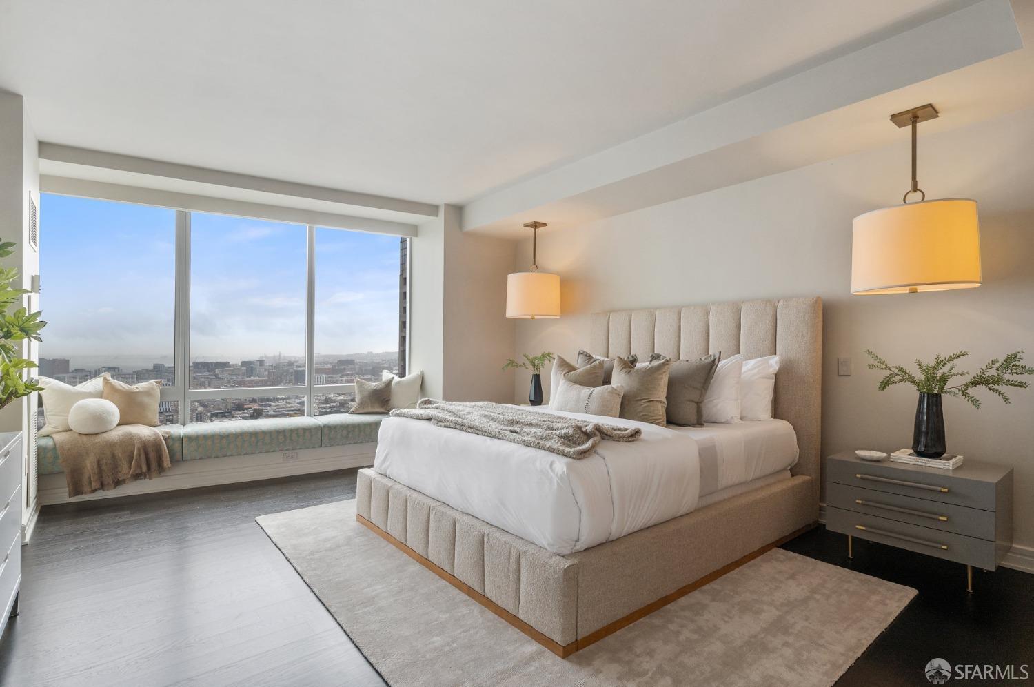 San Francisco, California, 94103, United States, 2 Bedrooms Bedrooms, ,3 BathroomsBathrooms,Residential,For Sale,1793366