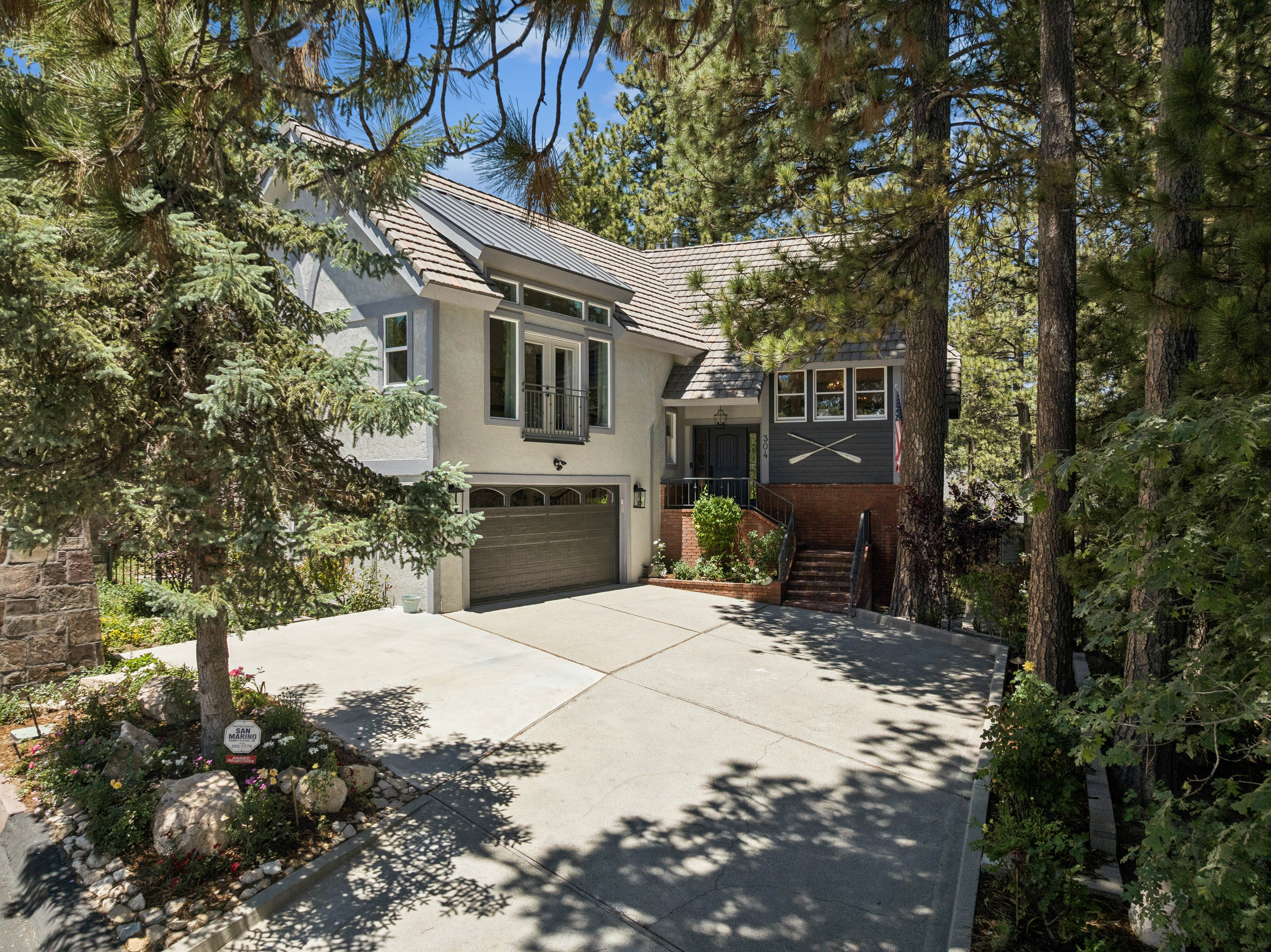  304 Lake Knoll Drive, Lake Arrowhead, CA 92352 - 物件實景