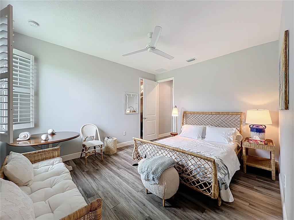 Groveland, Florida, 34736, United States, 5 Bedrooms Bedrooms, ,7 BathroomsBathrooms,Residential,For Sale,1906633
