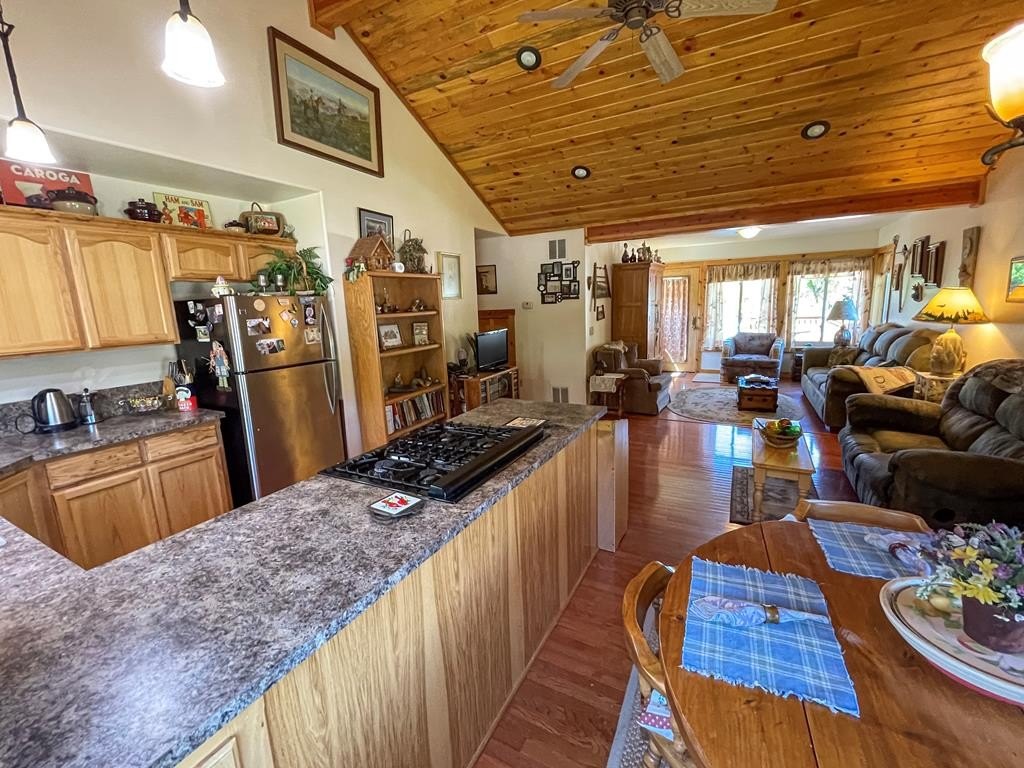 Kamiah, Idaho, 83536, United States, 3 Bedrooms Bedrooms, ,2 BathroomsBathrooms,Residential,For Sale,1765427