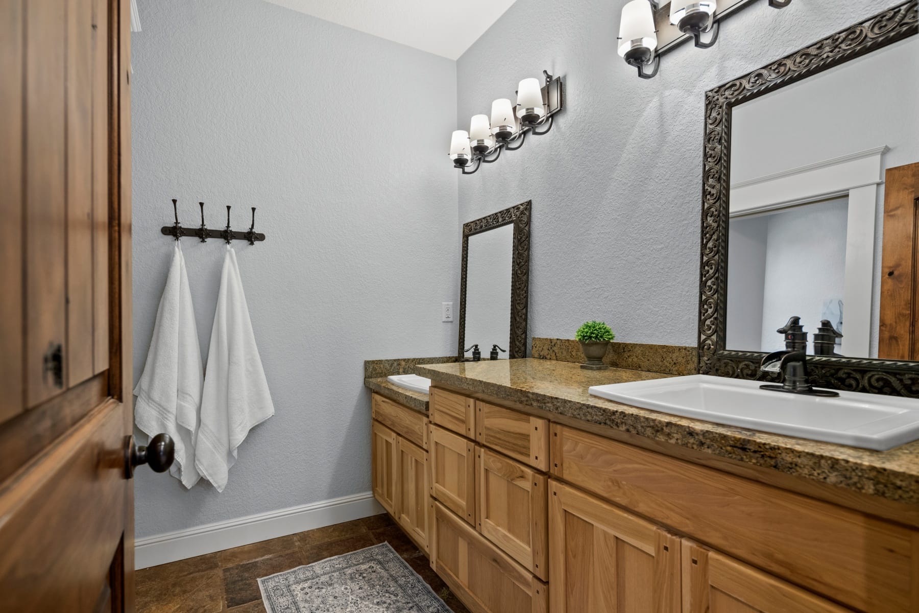  4912 NE LITTLEFIELD DR La Center, WA 98629 - 物件實景
