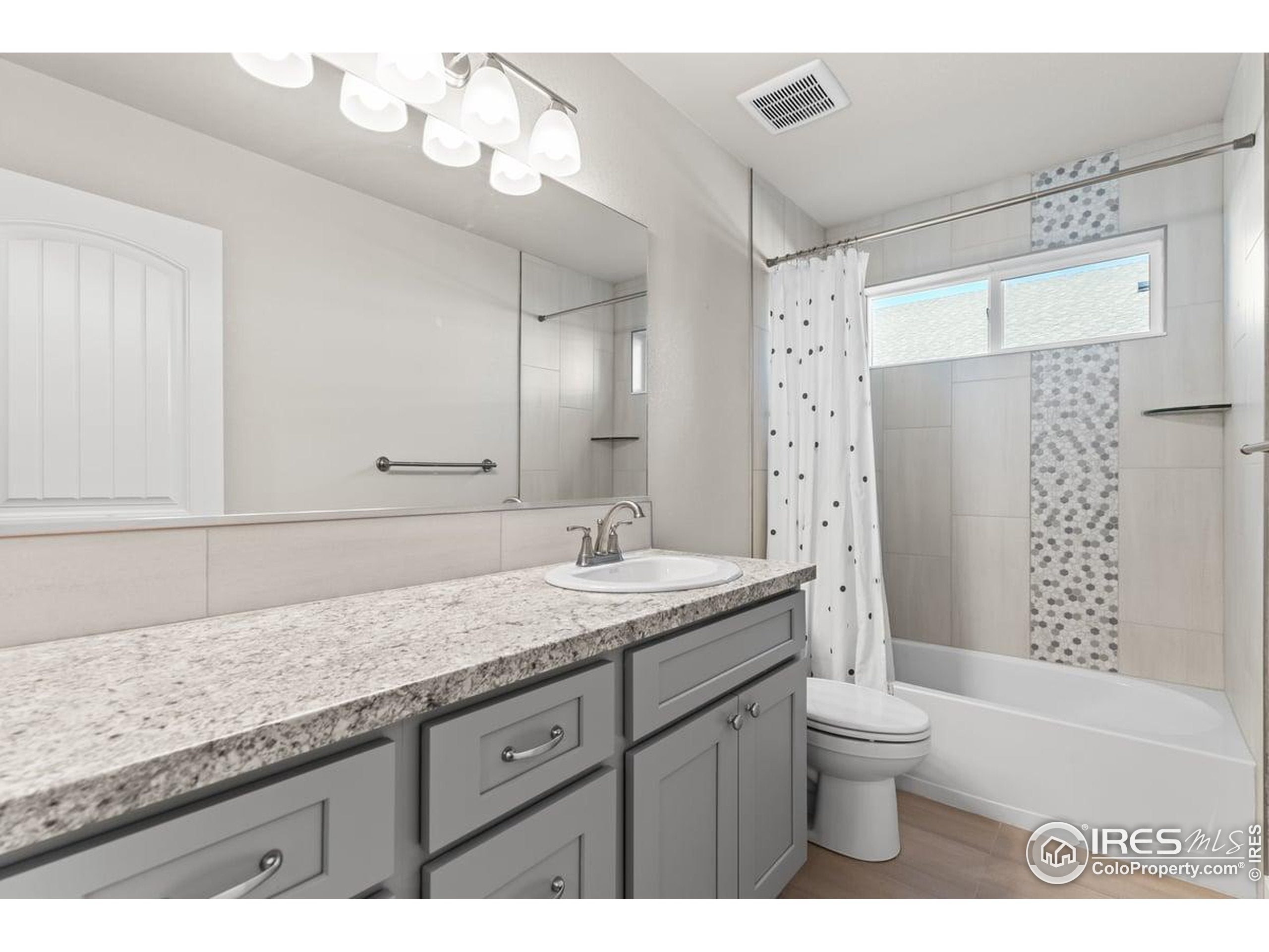 Firestone, Colorado, 80504, United States, 3 Bedrooms Bedrooms, ,2 BathroomsBathrooms,Residential,For Sale,1992515