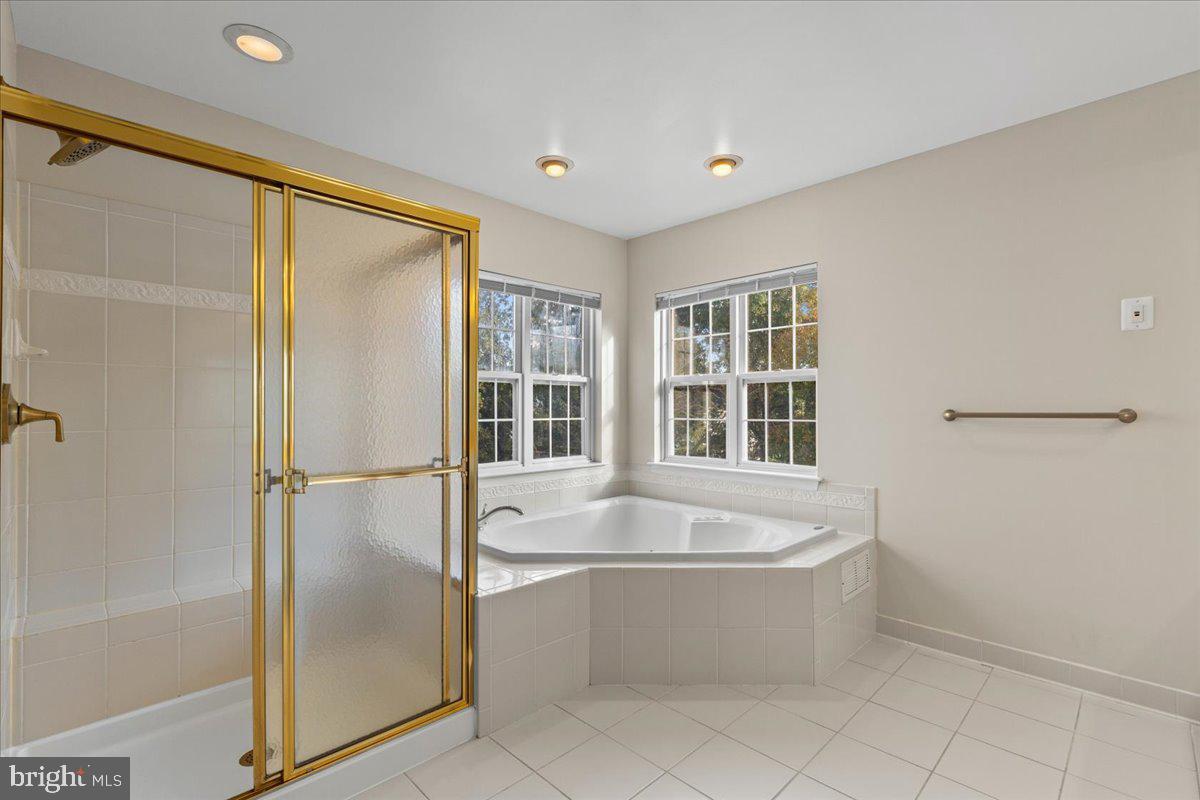 Bowie, Maryland, 20716, United States, 4 Bedrooms Bedrooms, ,3 BathroomsBathrooms,Residential,For Sale,2005275