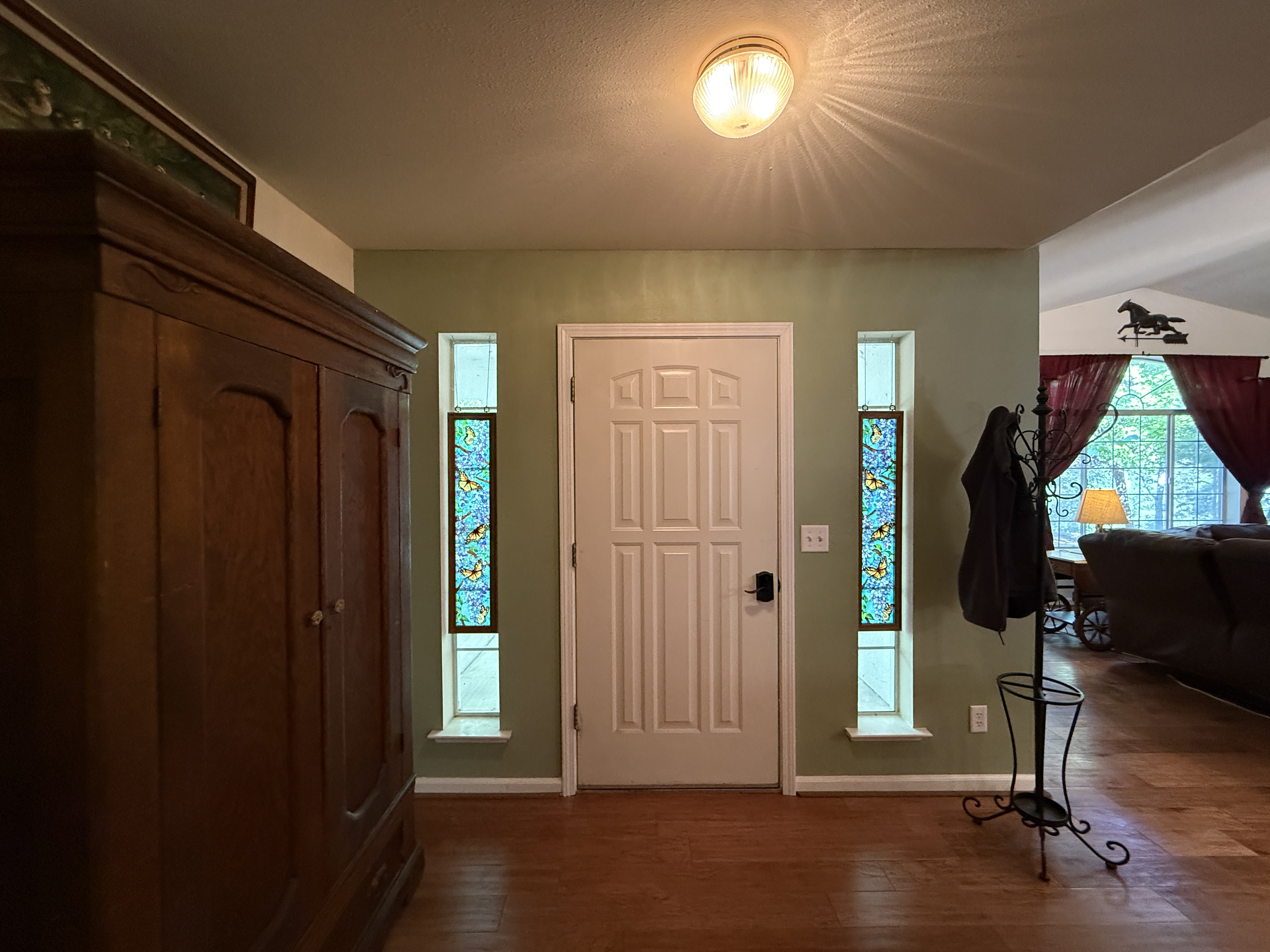 Mariposa, California, 95338, United States, 2 Bedrooms Bedrooms, ,2 BathroomsBathrooms,Residential,For Sale,1983625