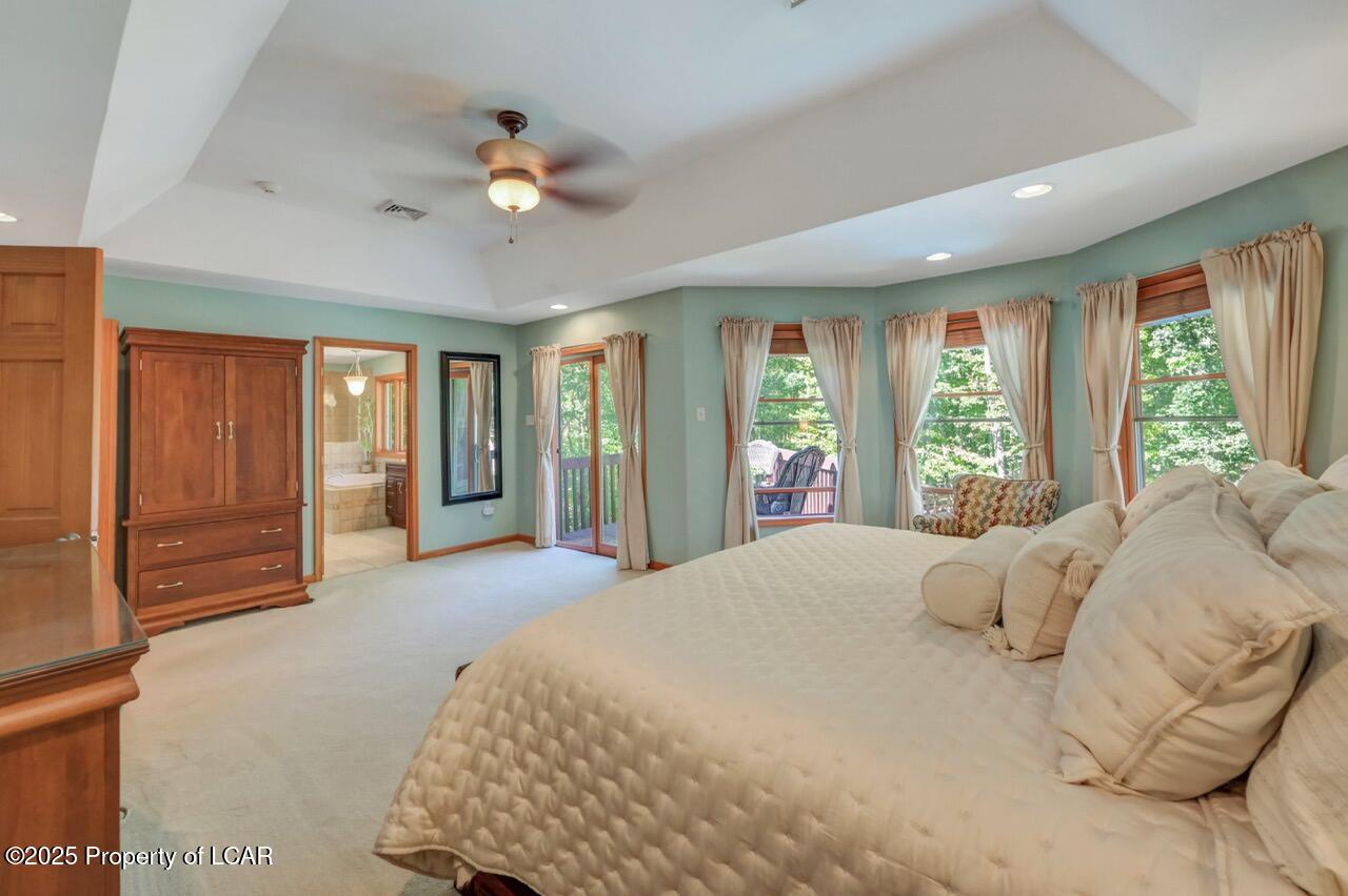 Mountain Top, Pennsylvania, 18707, United States, 4 Bedrooms Bedrooms, ,5 BathroomsBathrooms,Residential,For Sale,1944925