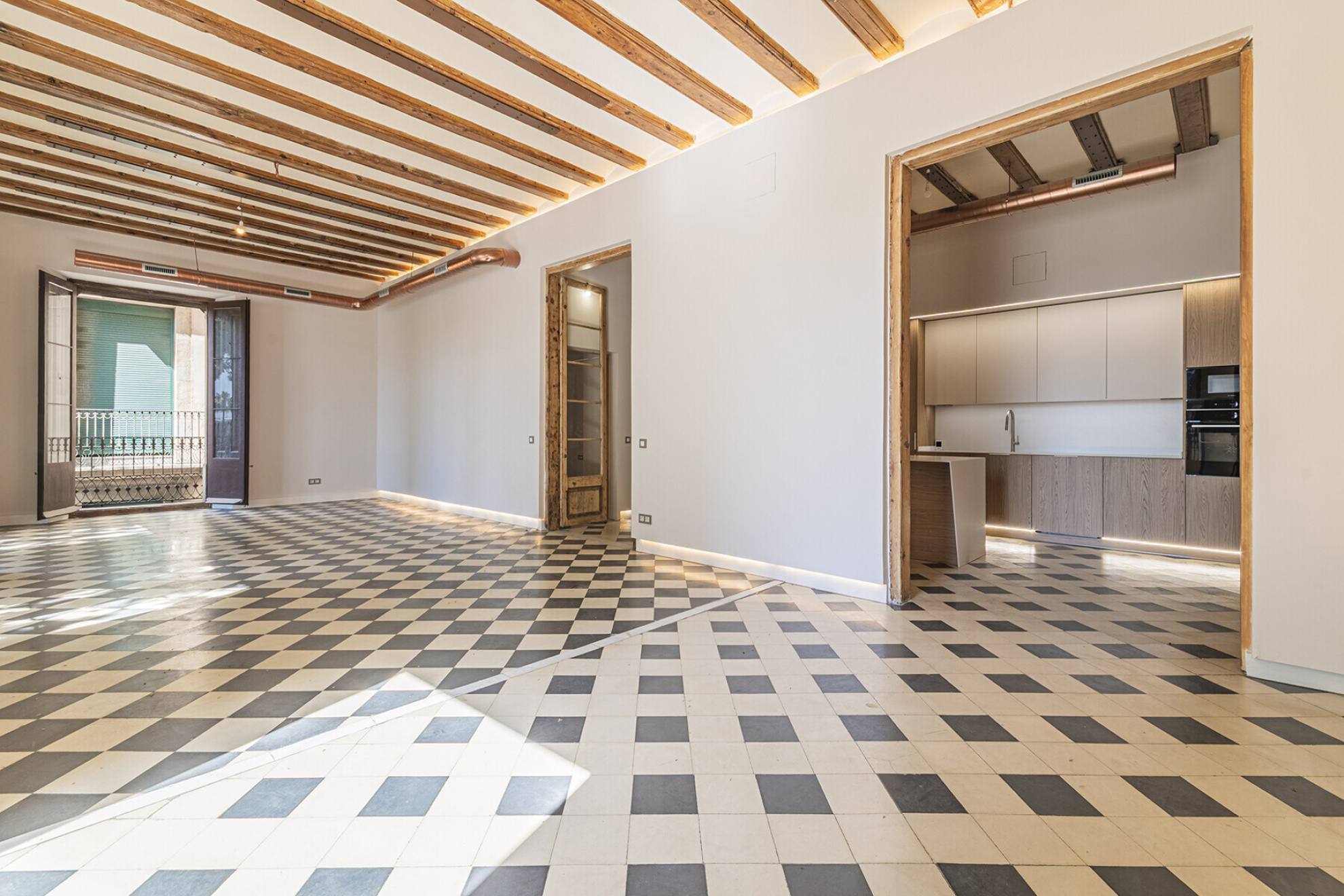  Magnificent, renovated main residence in a historic estate overlooking Port Vell - 物件實景