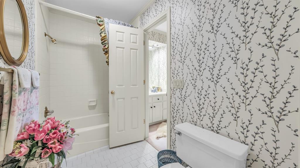 Fort Worth, Texas, 76109, United States, 3 Bedrooms Bedrooms, ,3 BathroomsBathrooms,Residential,For Sale,1850154