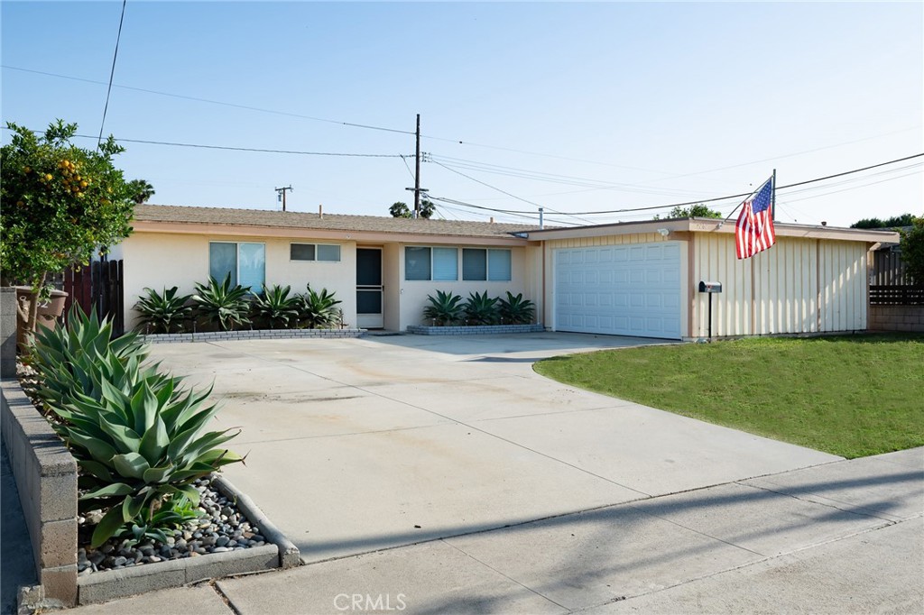Garden Grove, California, 92841, United States, 4 Bedrooms Bedrooms, ,2 BathroomsBathrooms,Residential,For Sale,1846851