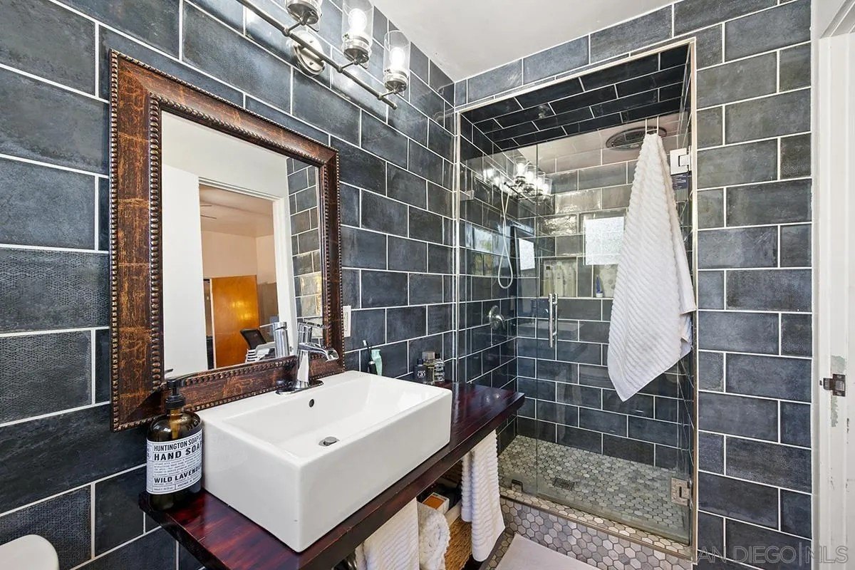 La Mesa, California, 91941, United States, 3 Bedrooms Bedrooms, ,4 BathroomsBathrooms,Residential,For Sale,1911905