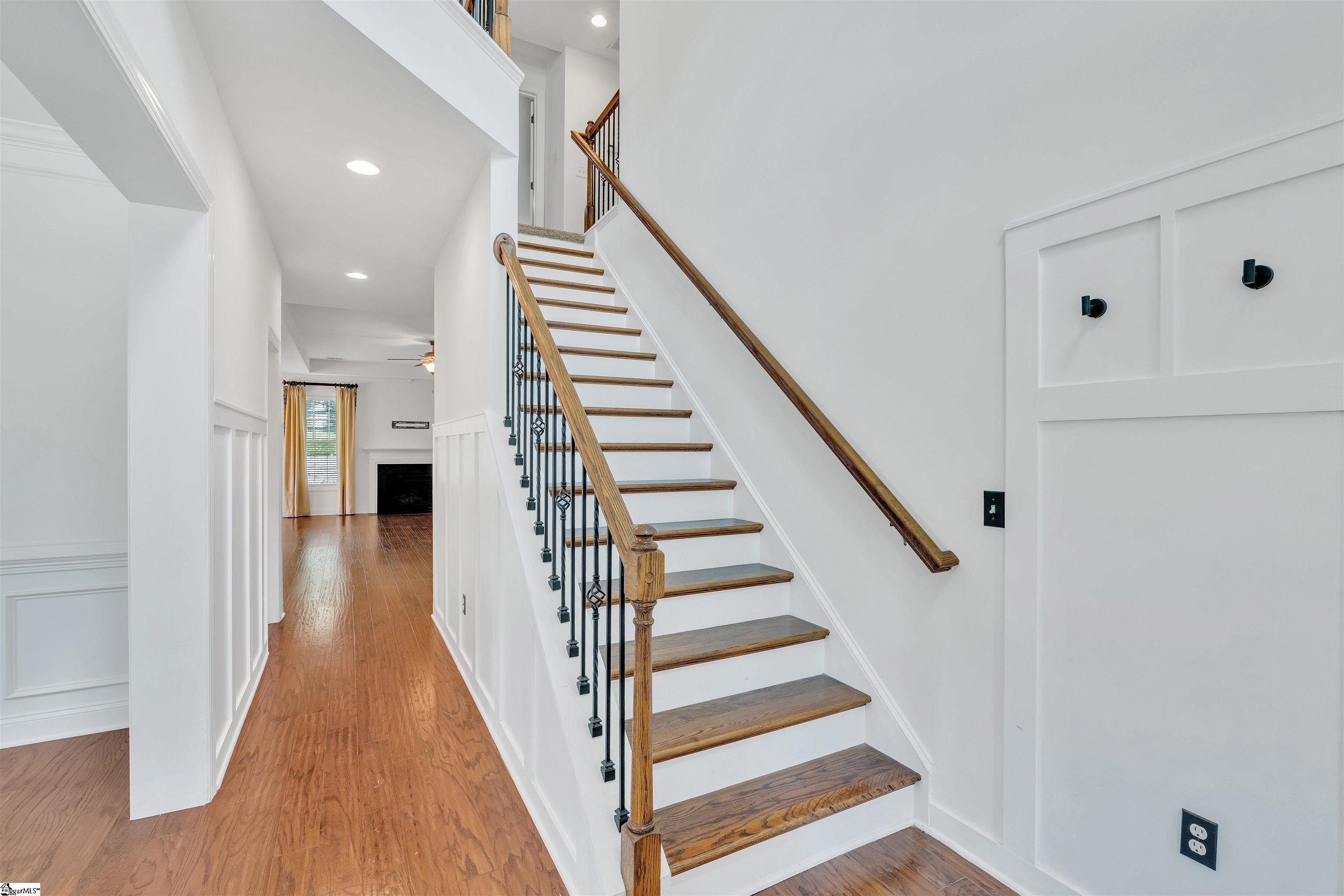 Greenville, South Carolina, 29615, United States, 5 Bedrooms Bedrooms, ,4 BathroomsBathrooms,Residential,For Sale,1827881