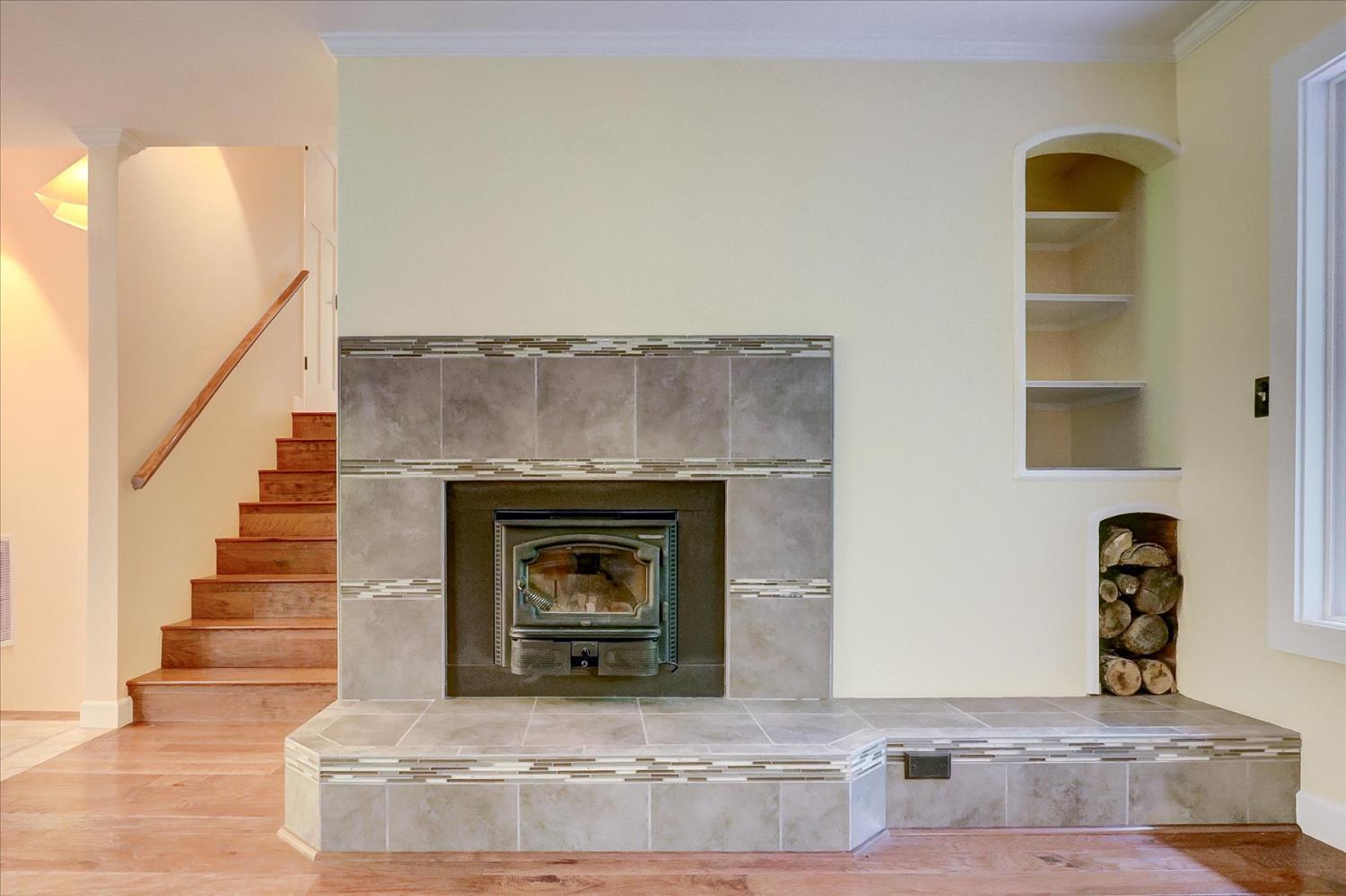 Nevada City, California, 95959, United States, 4 Bedrooms Bedrooms, ,4 BathroomsBathrooms,Residential,For Sale,1921585