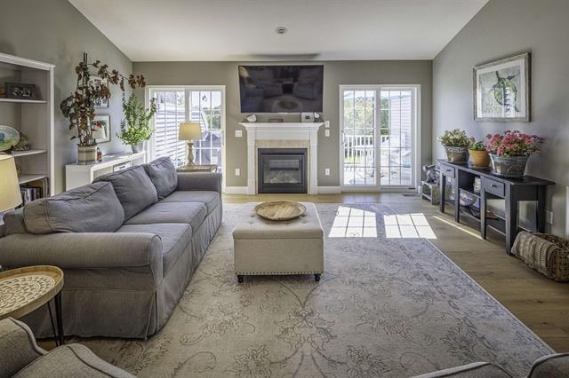 Epping, New Hampshire, 03042, United States, 2 Bedrooms Bedrooms, ,2 BathroomsBathrooms,Residential,For Sale,1955207