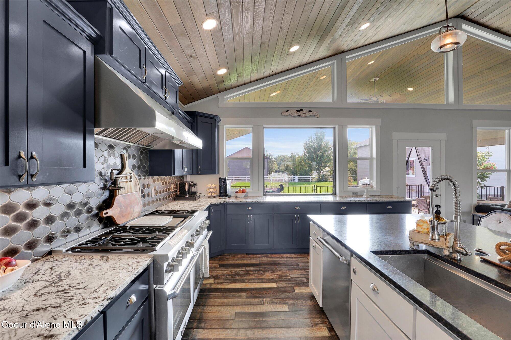 Post Falls, Idaho, 83854, United States, 5 Bedrooms Bedrooms, ,5 BathroomsBathrooms,Residential,For Sale,1981569